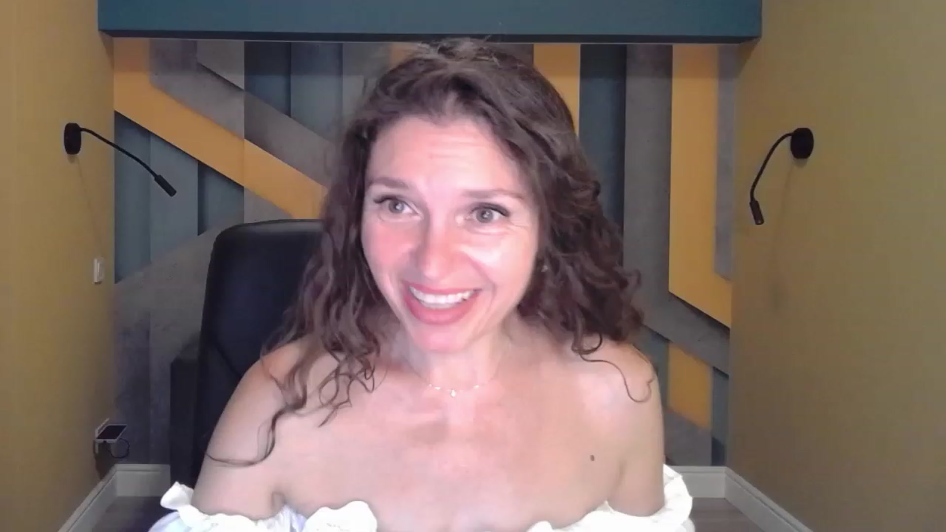 Gallery image thumbnail from EllaLong's myfreecams stream on, 07/18/2023, 12:22 image 12 of 20