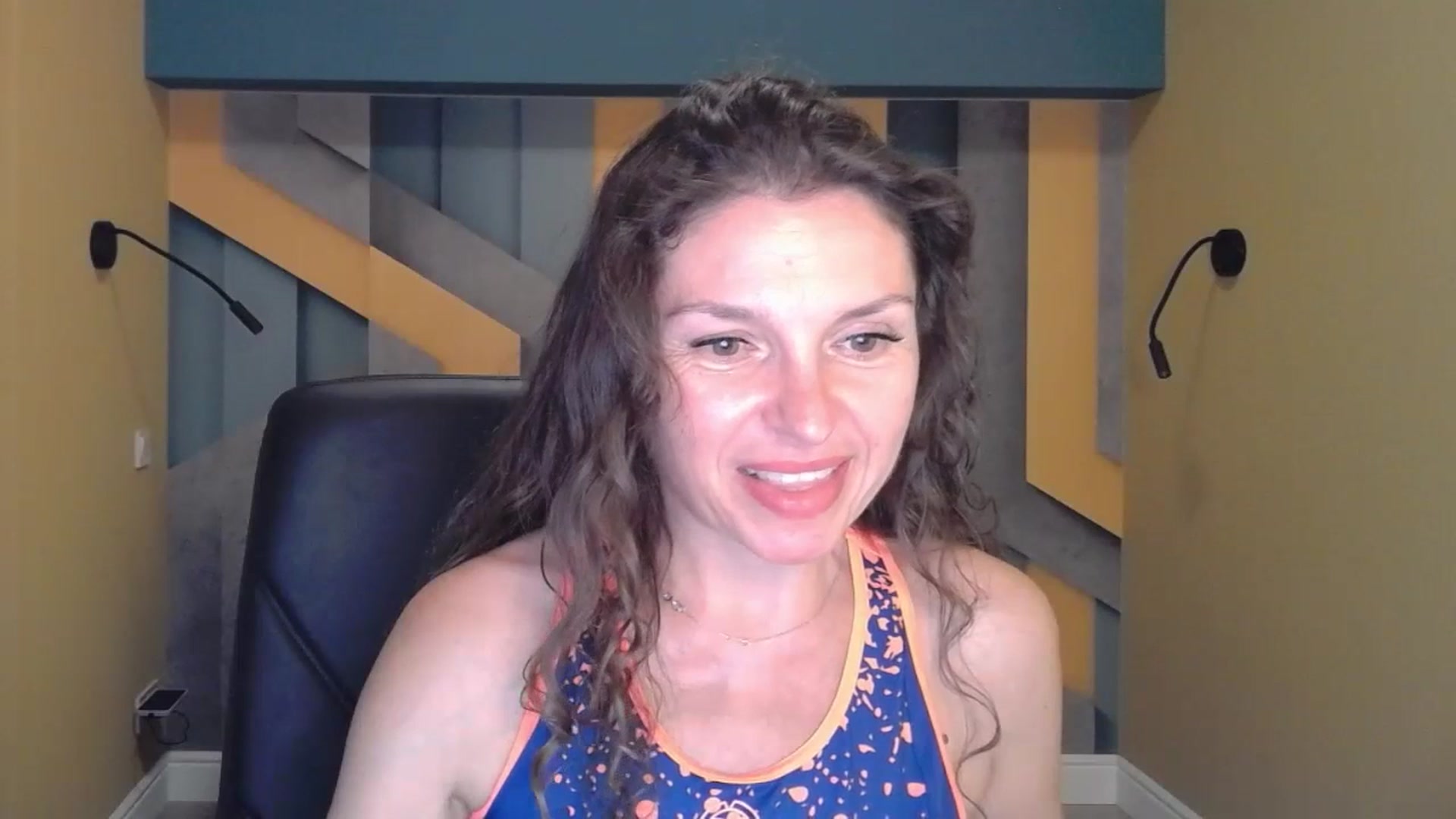 Gallery image thumbnail from EllaLong's myfreecams stream on, 07/18/2023, 13:36 image 18 of 20