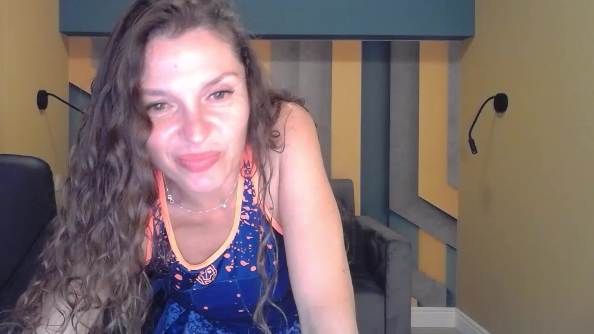 Gallery image thumbnail from EllaLong's myfreecams stream on, 07/18/2023, 13:36 image 3 of 20