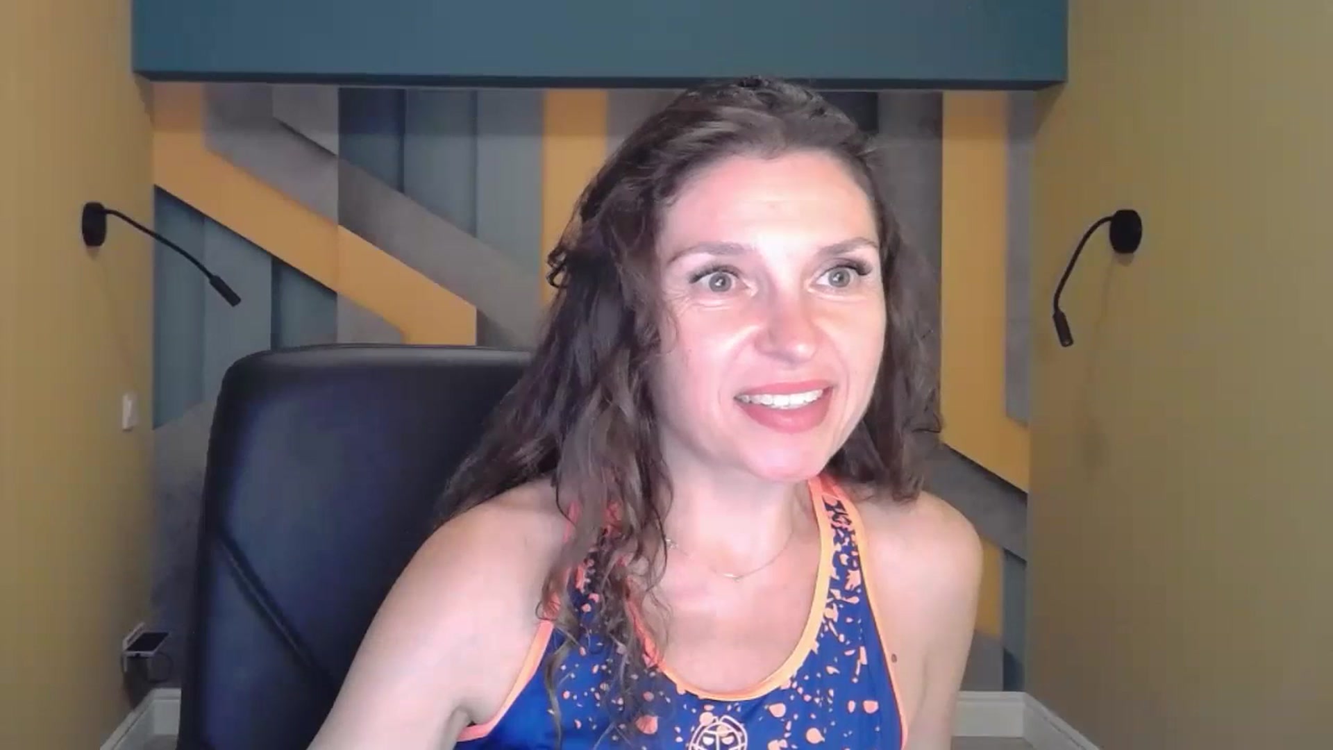 Gallery image thumbnail from EllaLong's myfreecams stream on, 07/18/2023, 13:36 image 16 of 20