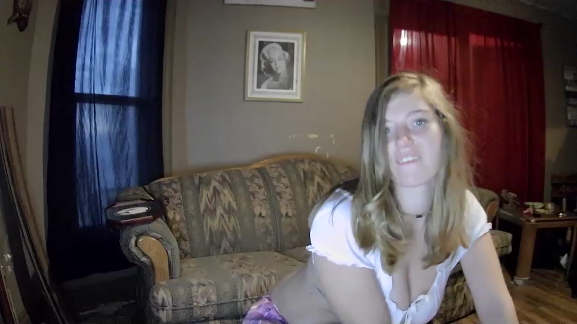 Gallery image thumbnail from EllaRose1321's myfreecams stream on, 11/18/2022, 22:56 image 7 of 20