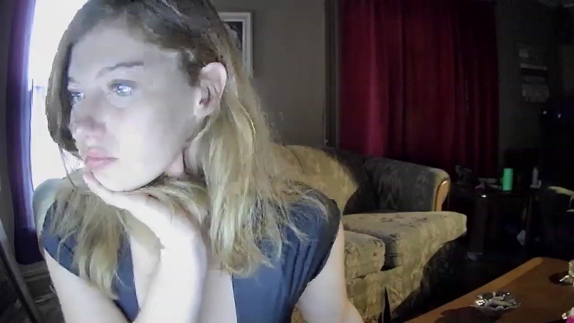 Gallery image thumbnail from EllaRose1321's myfreecams stream on, 11/20/2022, 18:05 image 14 of 20