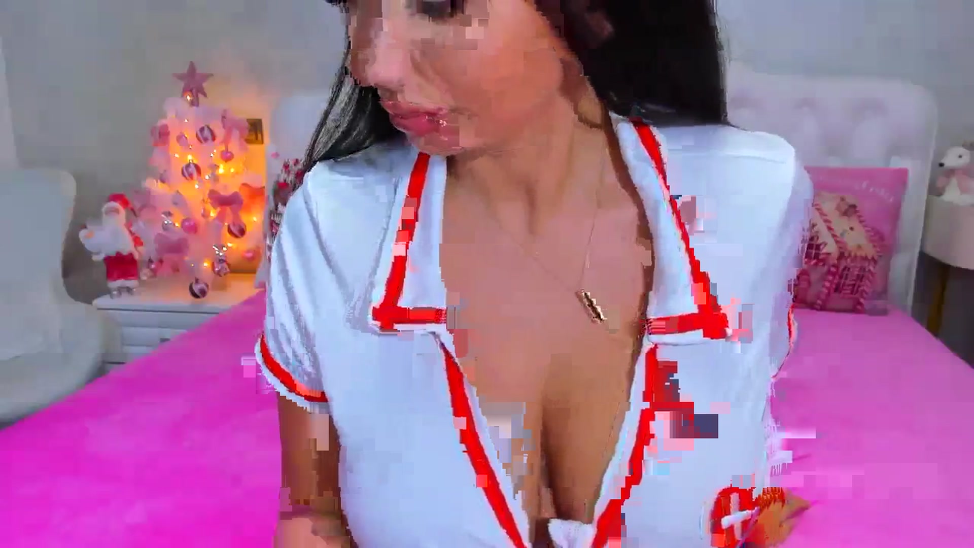 Gallery image thumbnail from EllaRossa's myfreecams stream on, 12/04/2023, 20:39 image 16 of 20