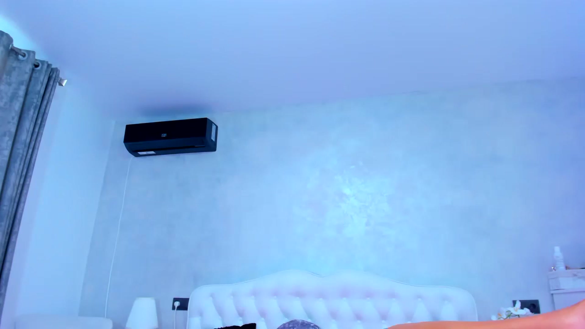 Gallery image thumbnail from EllaRossa's myfreecams stream on, 07/19/2024, 13:52 image 12 of 20