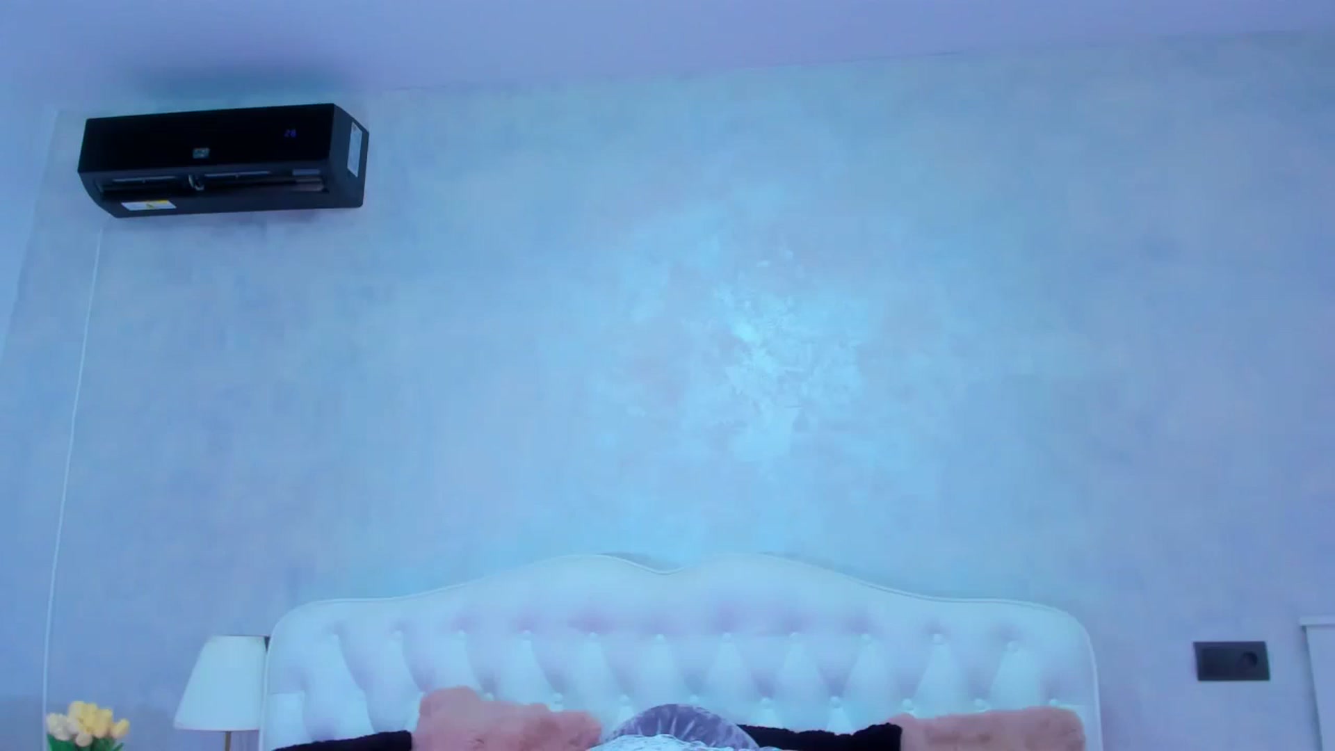 Gallery image thumbnail from EllaRossa's myfreecams stream on, 03/21/2026, 14:29 image 7 of 20