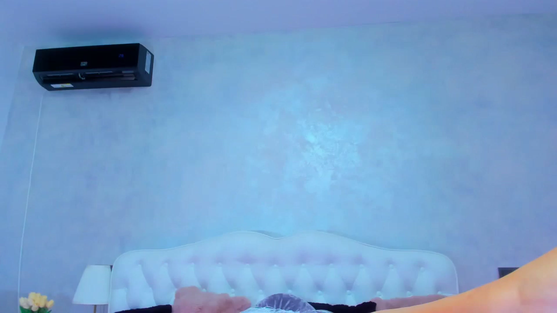 Gallery image thumbnail from EllaRossa's myfreecams stream on, 03/21/2026, 14:29 image 6 of 20