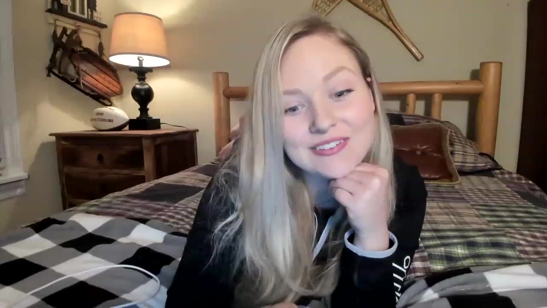 Gallery image thumbnail from EllaWood's myfreecams stream on, 02/20/2023, 19:58 image 9 of 20