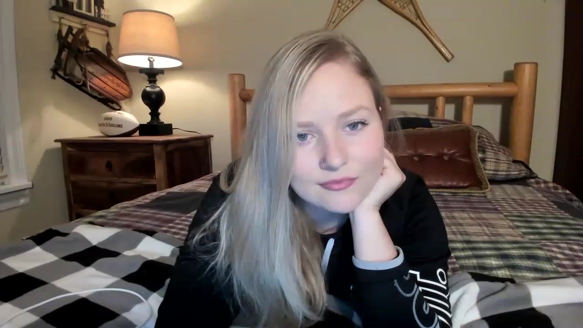 Gallery image thumbnail from EllaWood's myfreecams stream on, 02/20/2023, 19:58 image 4 of 20