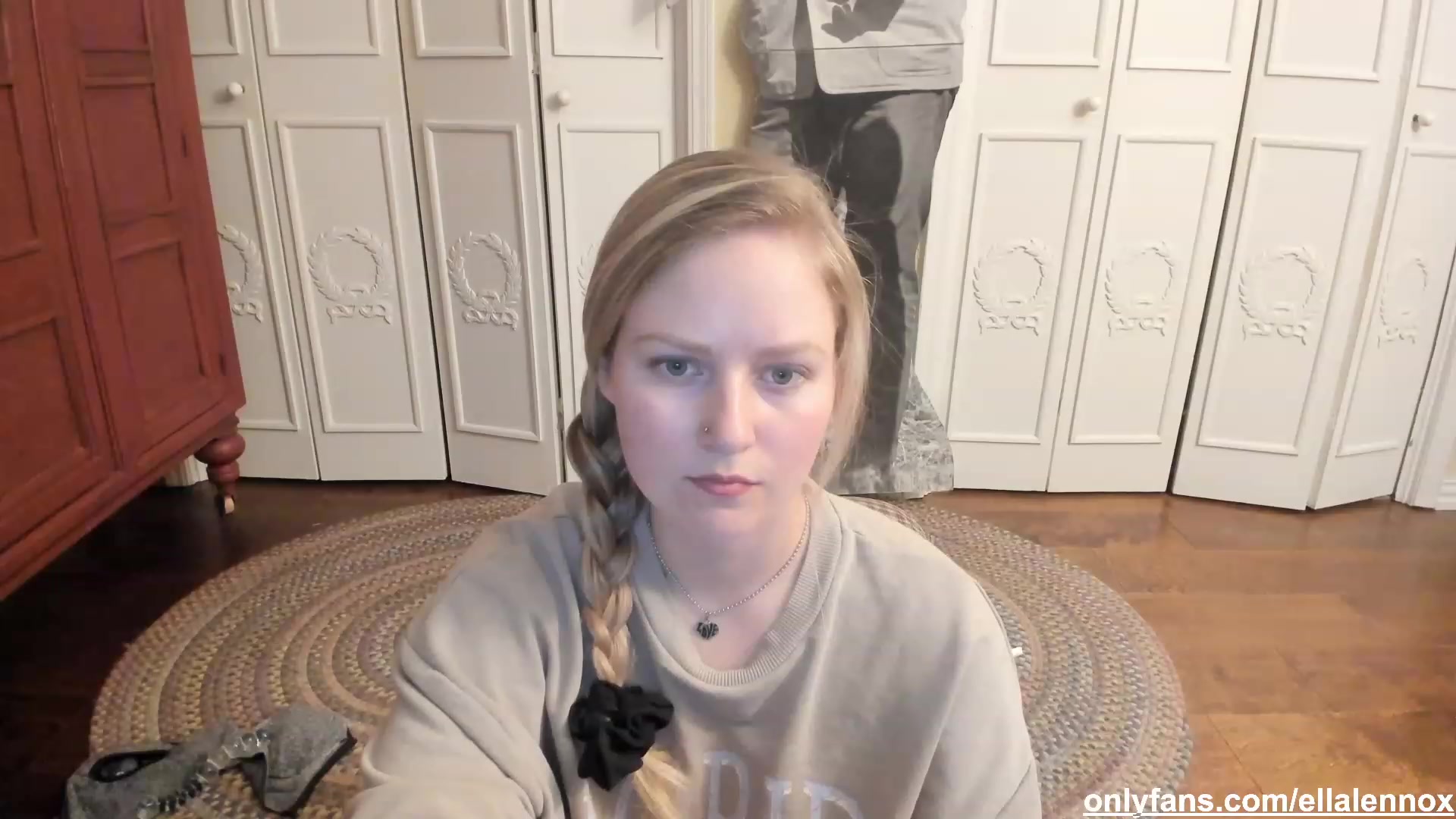 Gallery image thumbnail from EllaWood's myfreecams stream on, 02/24/2023, 16:59 image 15 of 20