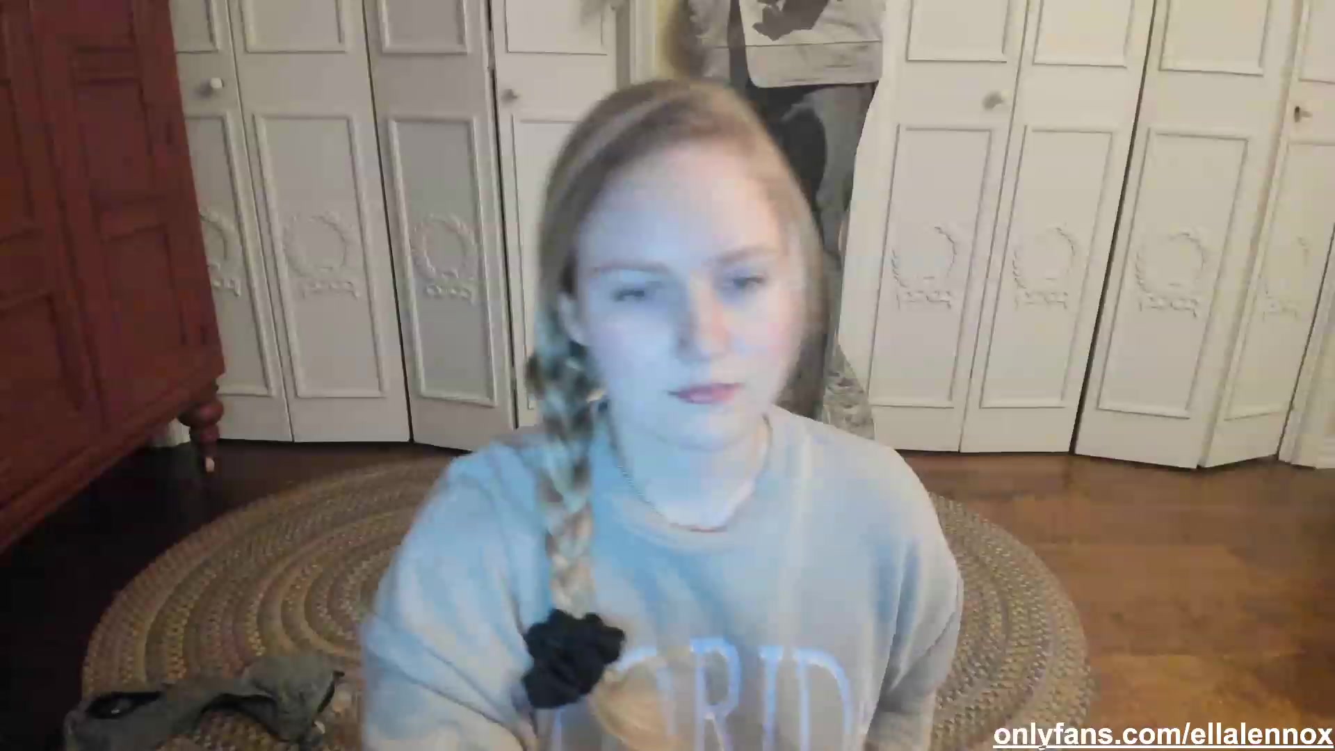 Gallery image thumbnail from EllaWood's myfreecams stream on, 02/24/2023, 16:59 image 11 of 20