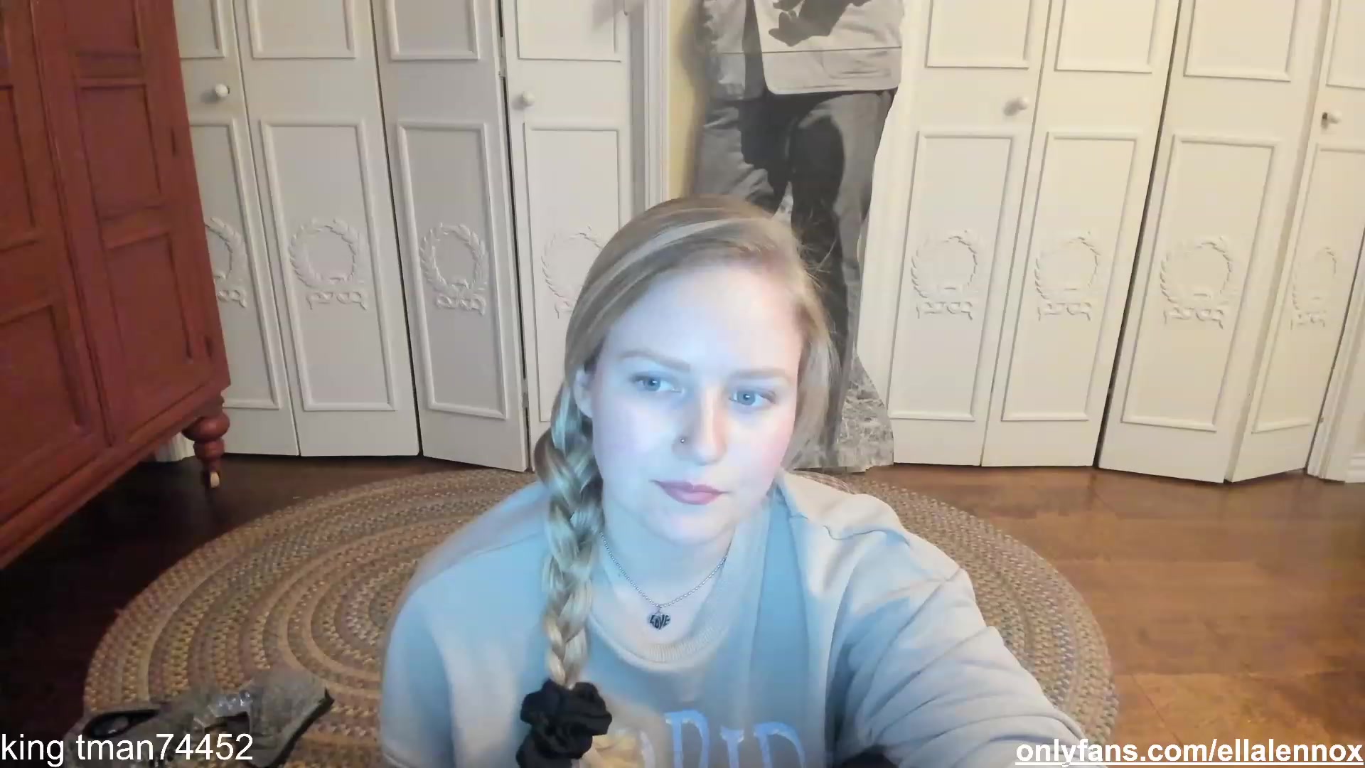 Gallery image thumbnail from EllaWood's myfreecams stream on, 02/24/2023, 16:59 image 17 of 20