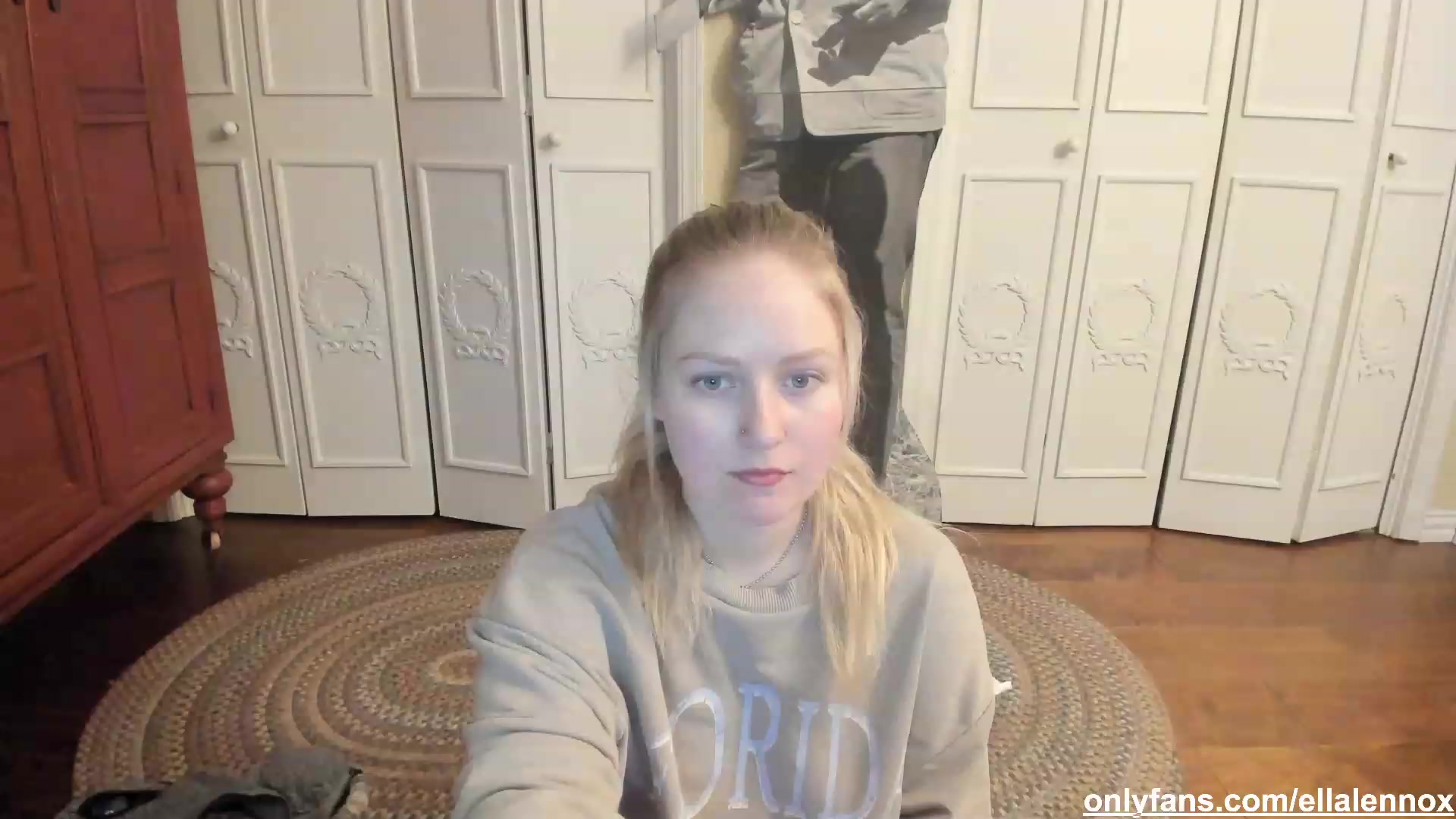 Gallery image thumbnail from EllaWood's myfreecams stream on, 02/24/2023, 16:59 image 2 of 20