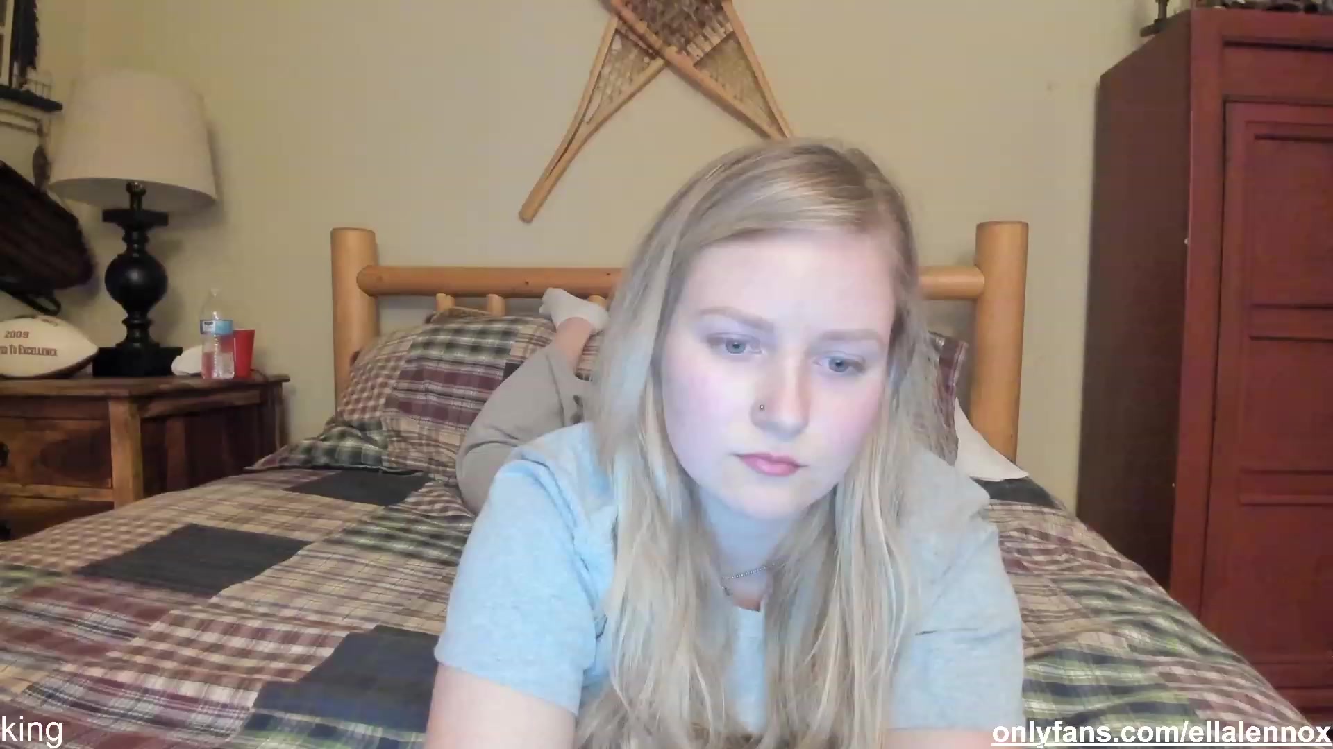Gallery image thumbnail from EllaWood's myfreecams stream on, 02/25/2023, 23:21 image 6 of 20