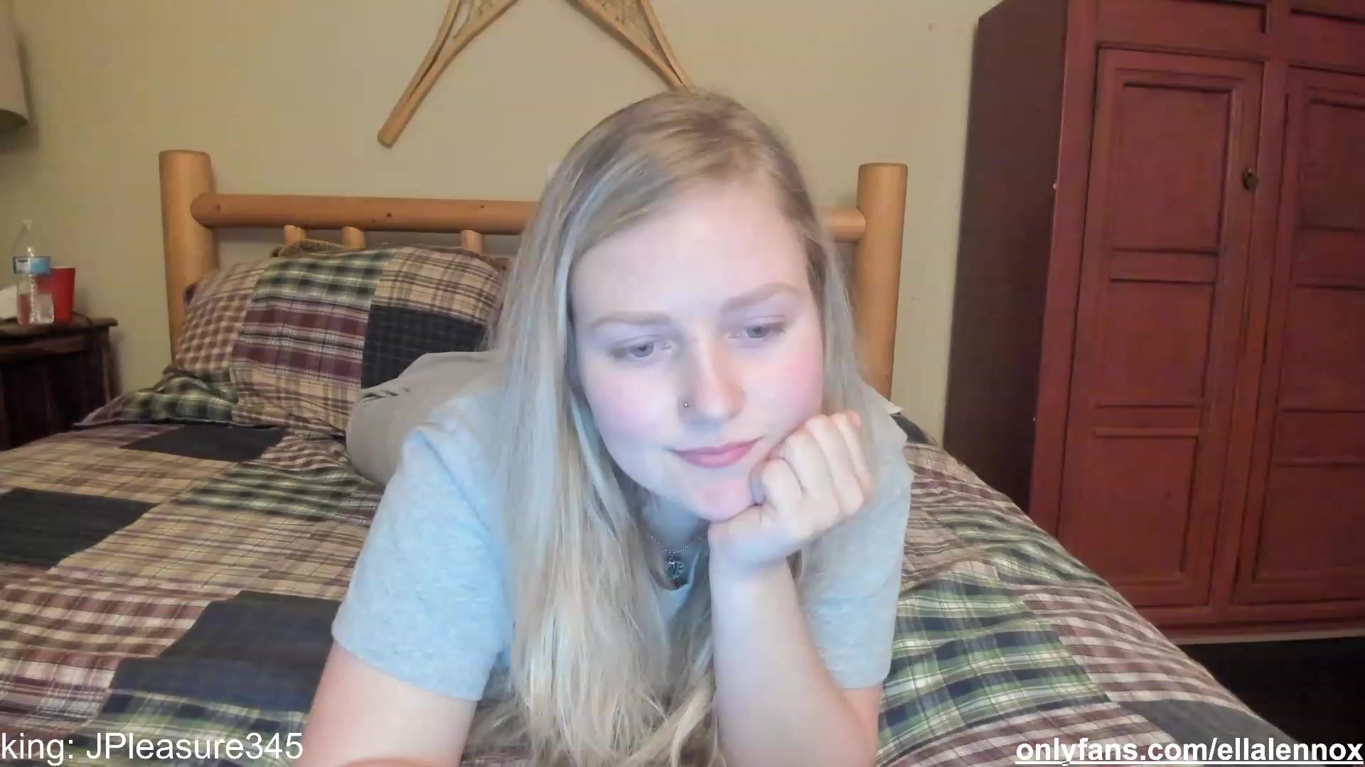 Gallery image thumbnail from EllaWood's myfreecams stream on, 02/25/2023, 23:21 image 10 of 20