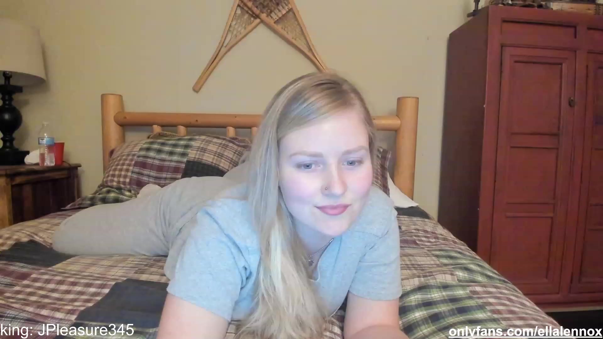 Gallery image thumbnail from EllaWood's myfreecams stream on, 02/25/2023, 23:21 image 16 of 20