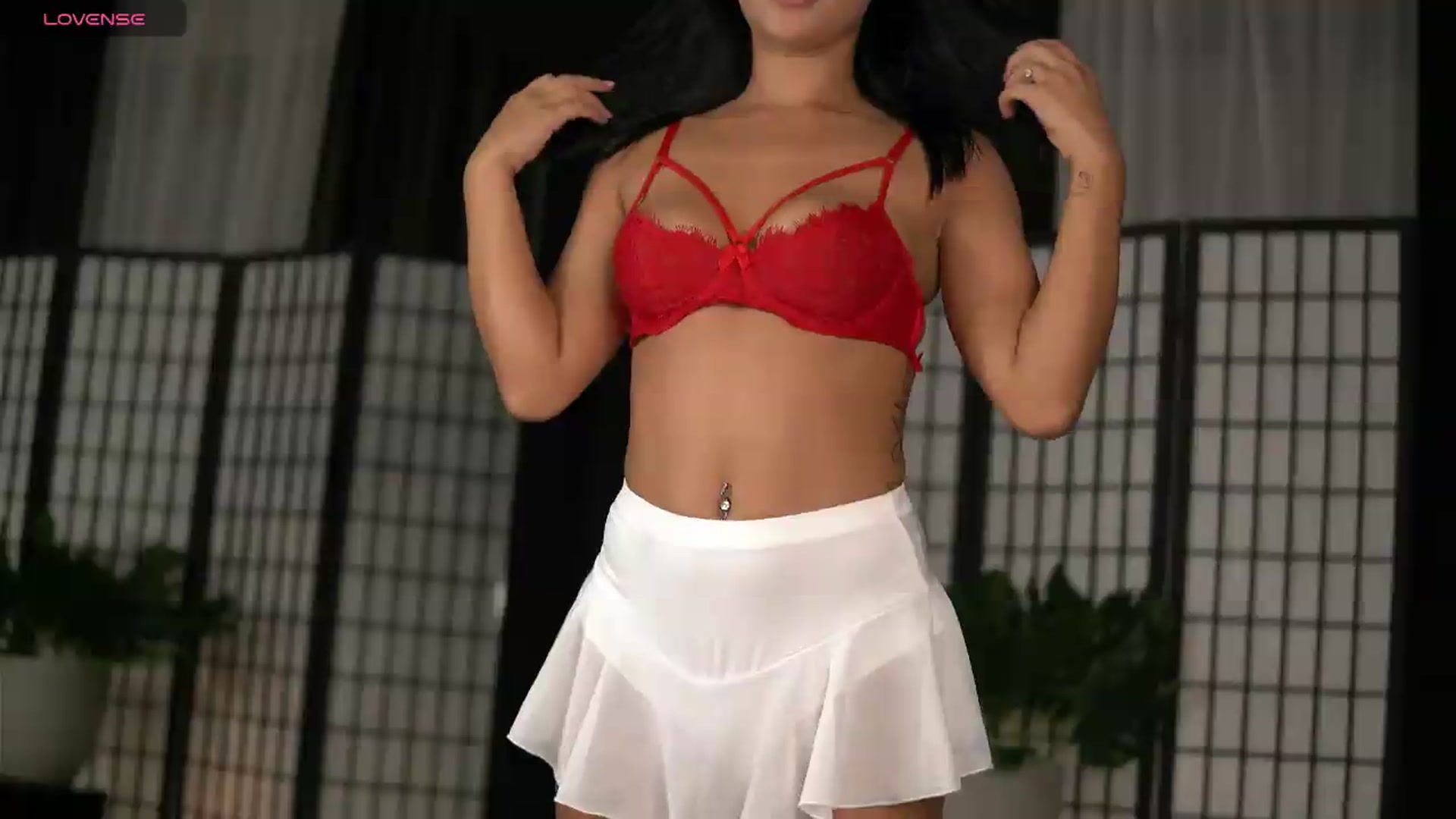 Gallery image thumbnail from Ella_Luxe's myfreecams stream on, 08/11/2026, 12:39 image 18 of 20