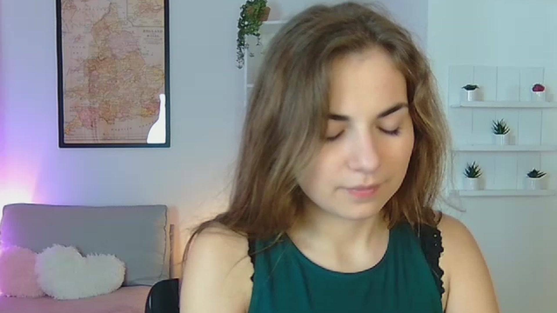 Gallery image thumbnail from Ella_Nicee's myfreecams stream on, 11/18/2022, 14:30 image 11 of 20