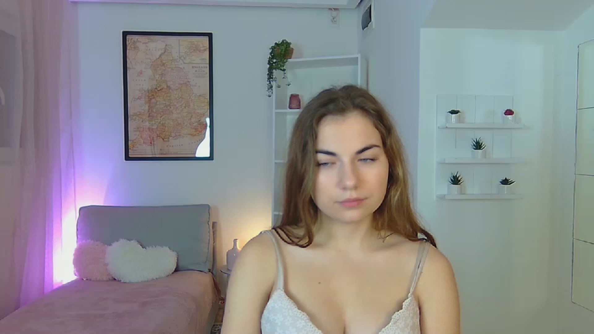Gallery image thumbnail from Ella_Nicee's myfreecams stream on, 11/19/2022, 17:09 image 20 of 20
