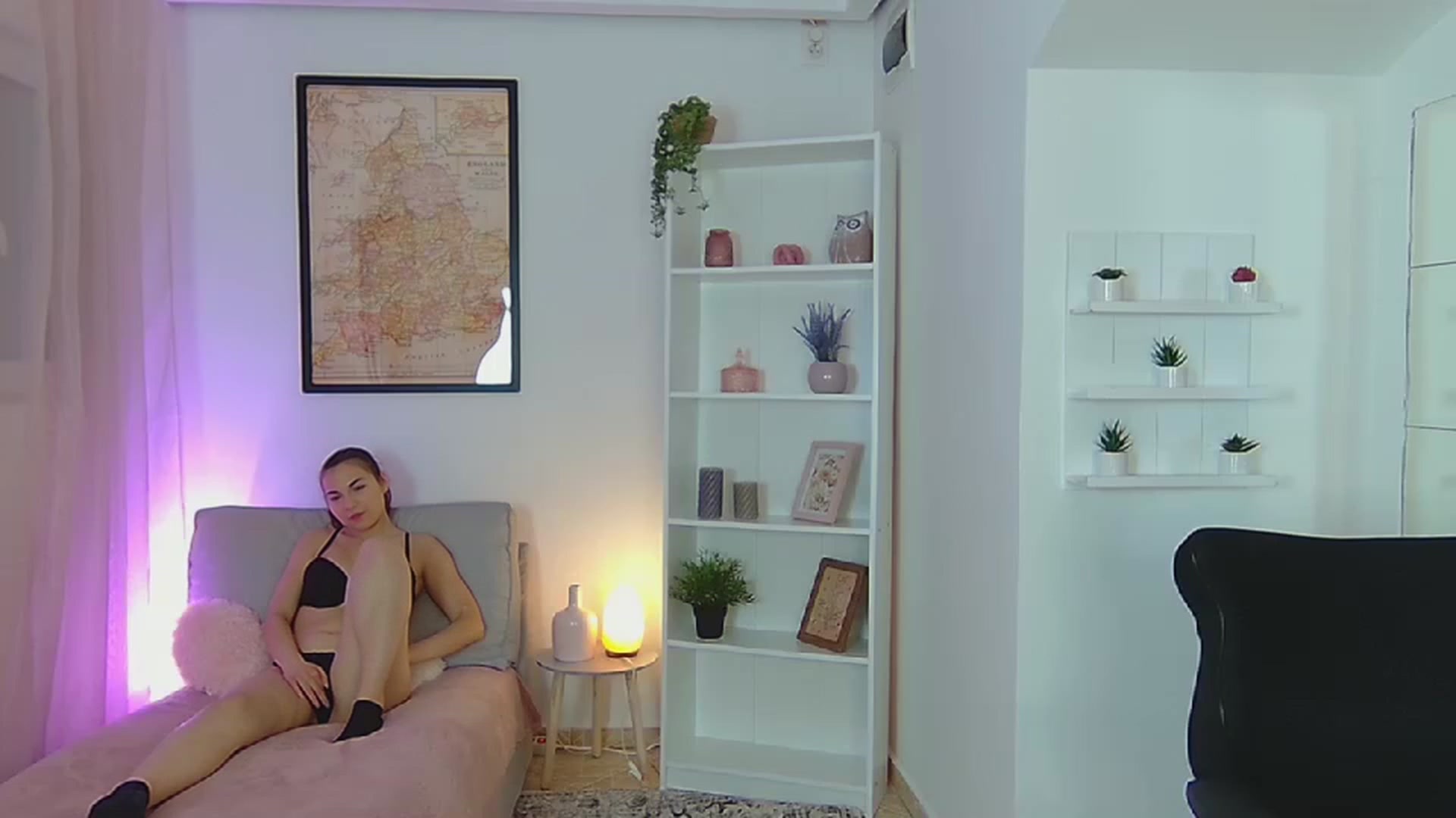 Gallery image thumbnail from Ella_Nicee's myfreecams stream on, 11/21/2022, 12:34 image 15 of 20