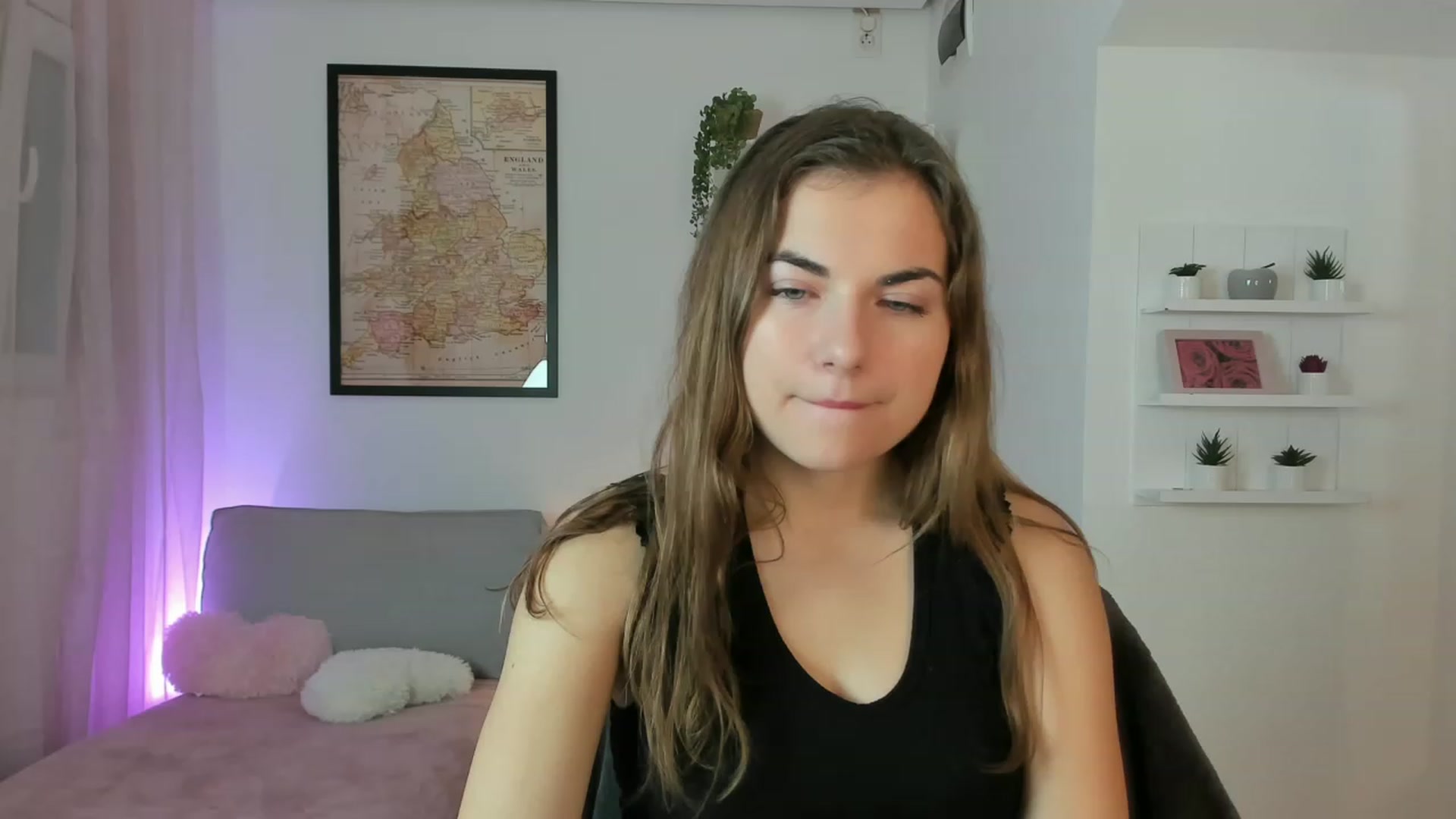 Gallery image thumbnail from Ella_Nicee's myfreecams stream on, 11/26/2022, 01:24 image 15 of 20