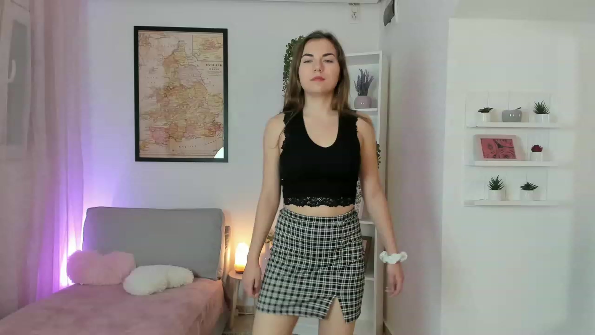 Gallery image thumbnail from Ella_Nicee's myfreecams stream on, 11/25/2022, 11:36 image 10 of 20