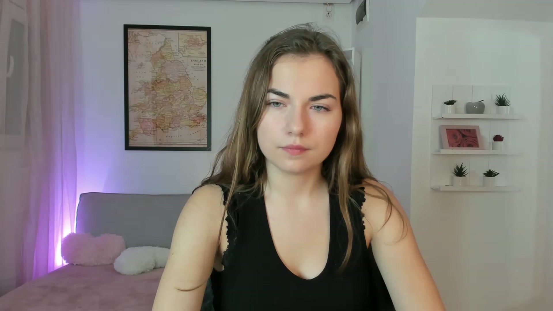 Gallery image thumbnail from Ella_Nicee's myfreecams stream on, 11/25/2022, 12:18 image 13 of 20