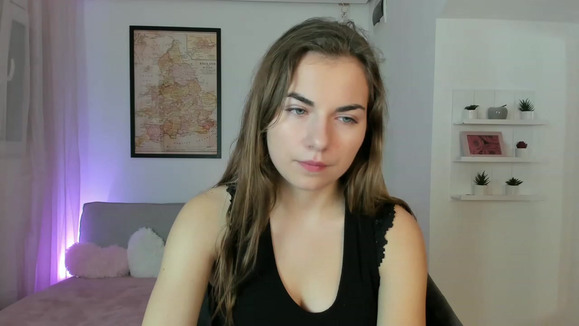 Gallery image thumbnail from Ella_Nicee's myfreecams stream on, 11/25/2022, 13:40 image 2 of 20