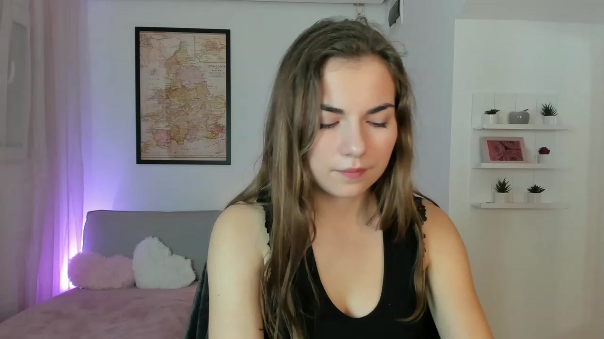 Gallery image thumbnail from Ella_Nicee's myfreecams stream on, 11/25/2022, 13:40 image 7 of 20