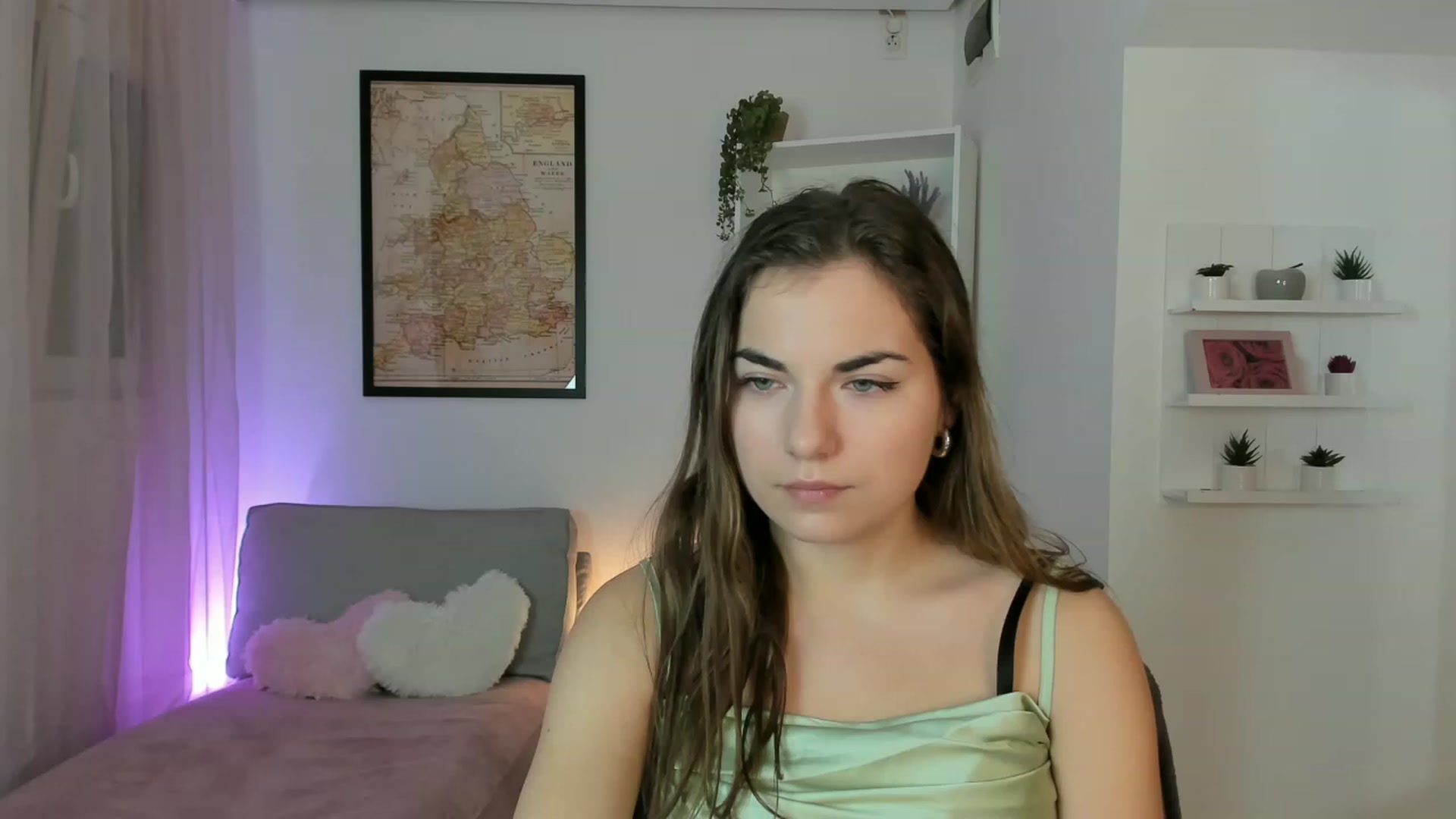 Gallery image thumbnail from Ella_Nicee's myfreecams stream on, 11/26/2022, 13:39 image 9 of 20
