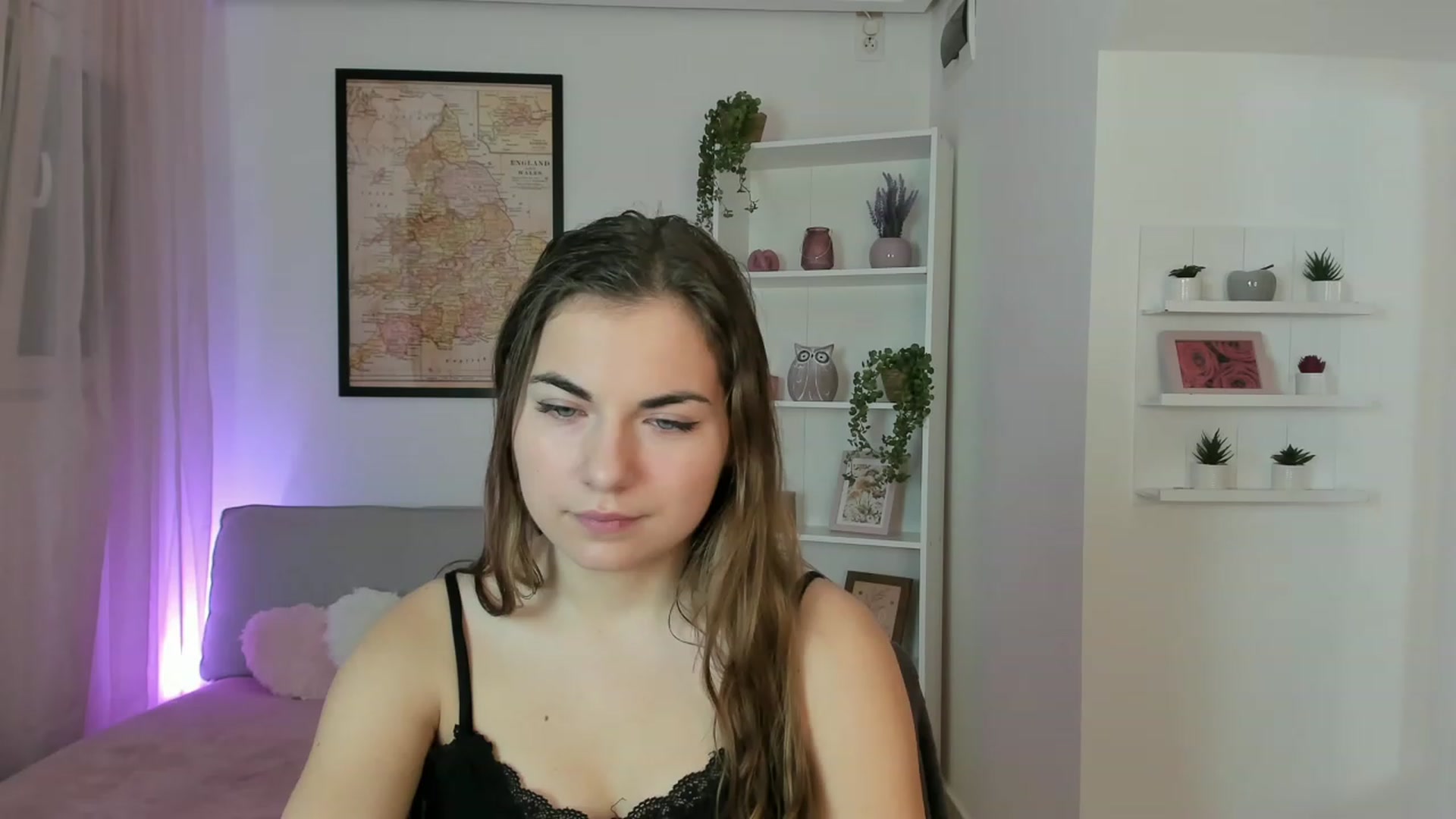 Gallery image thumbnail from Ella_Nicee's myfreecams stream on, 11/27/2022, 10:59 image 14 of 20