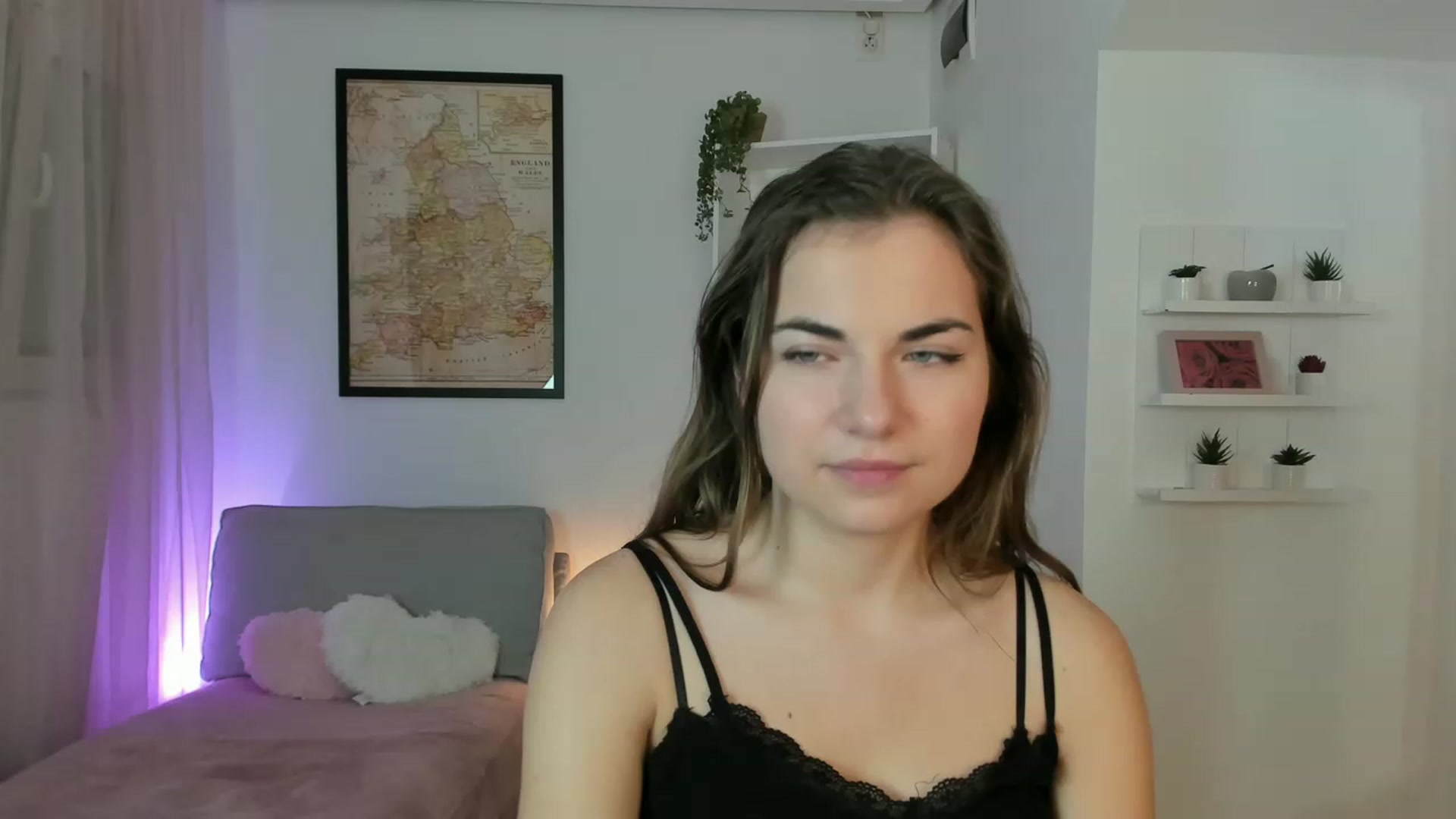 Gallery image thumbnail from Ella_Nicee's myfreecams stream on, 11/27/2022, 14:01 image 6 of 20