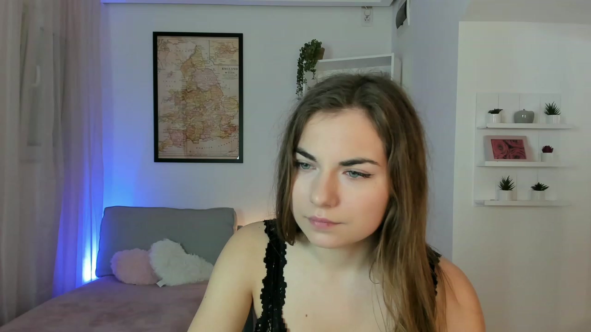 Gallery image thumbnail from Ella_Nicee's myfreecams stream on, 11/29/2022, 12:40 image 11 of 20