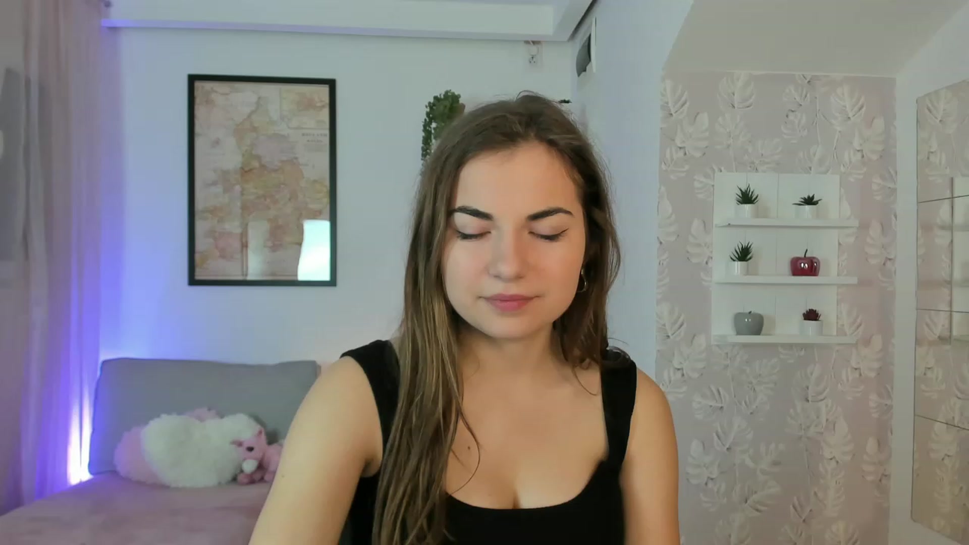 Gallery image thumbnail from Ella_Nicee's myfreecams stream on, 12/02/2022, 09:28 image 13 of 20