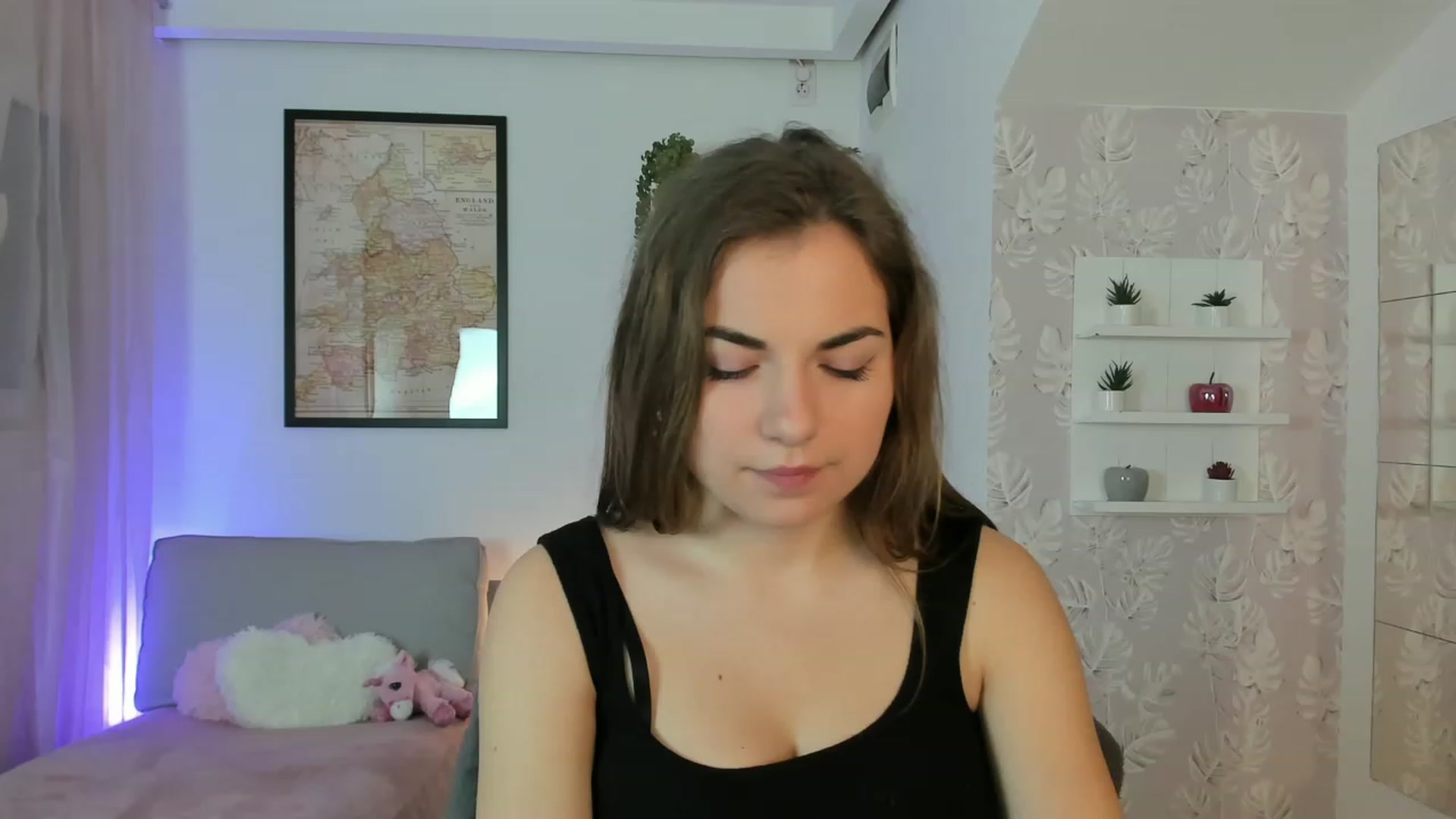 Gallery image thumbnail from Ella_Nicee's myfreecams stream on, 12/02/2022, 10:34 image 12 of 20