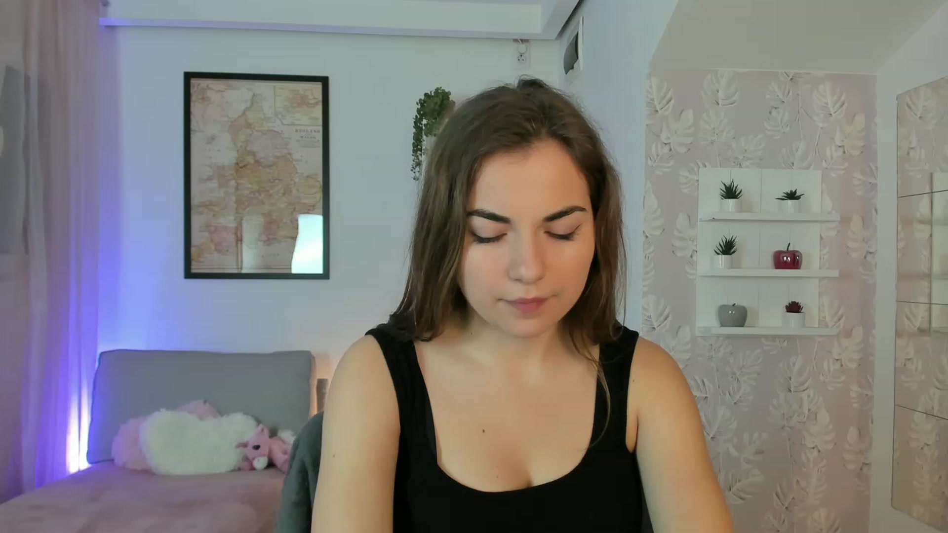 Gallery image thumbnail from Ella_Nicee's myfreecams stream on, 12/02/2022, 10:34 image 6 of 20
