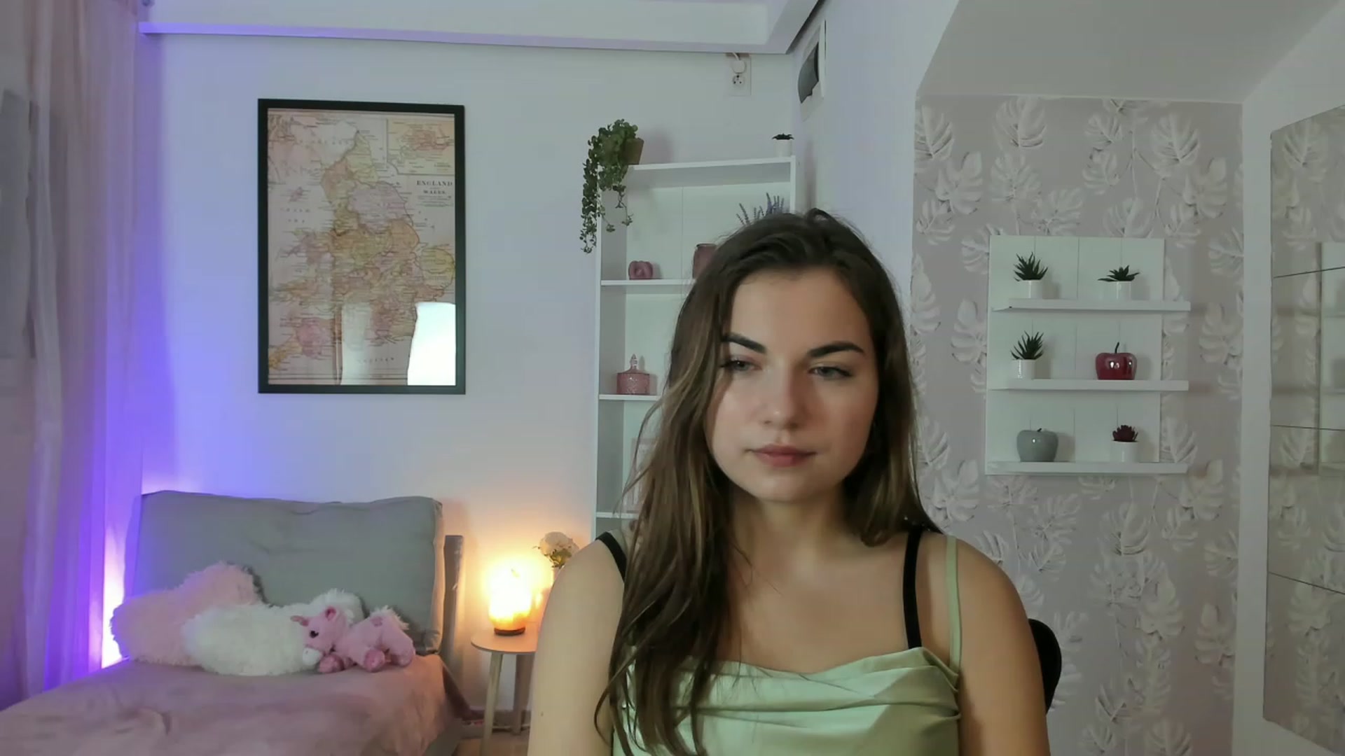 Gallery image thumbnail from Ella_Nicee's myfreecams stream on, 12/04/2022, 11:30 image 17 of 20