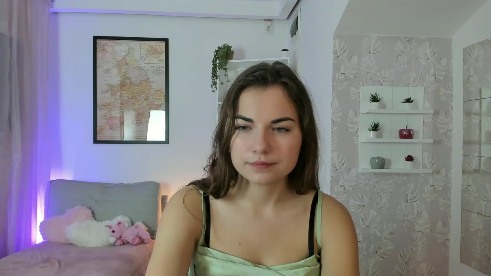 Gallery image thumbnail from Ella_Nicee's myfreecams stream on, 12/04/2022, 14:08 image 7 of 20