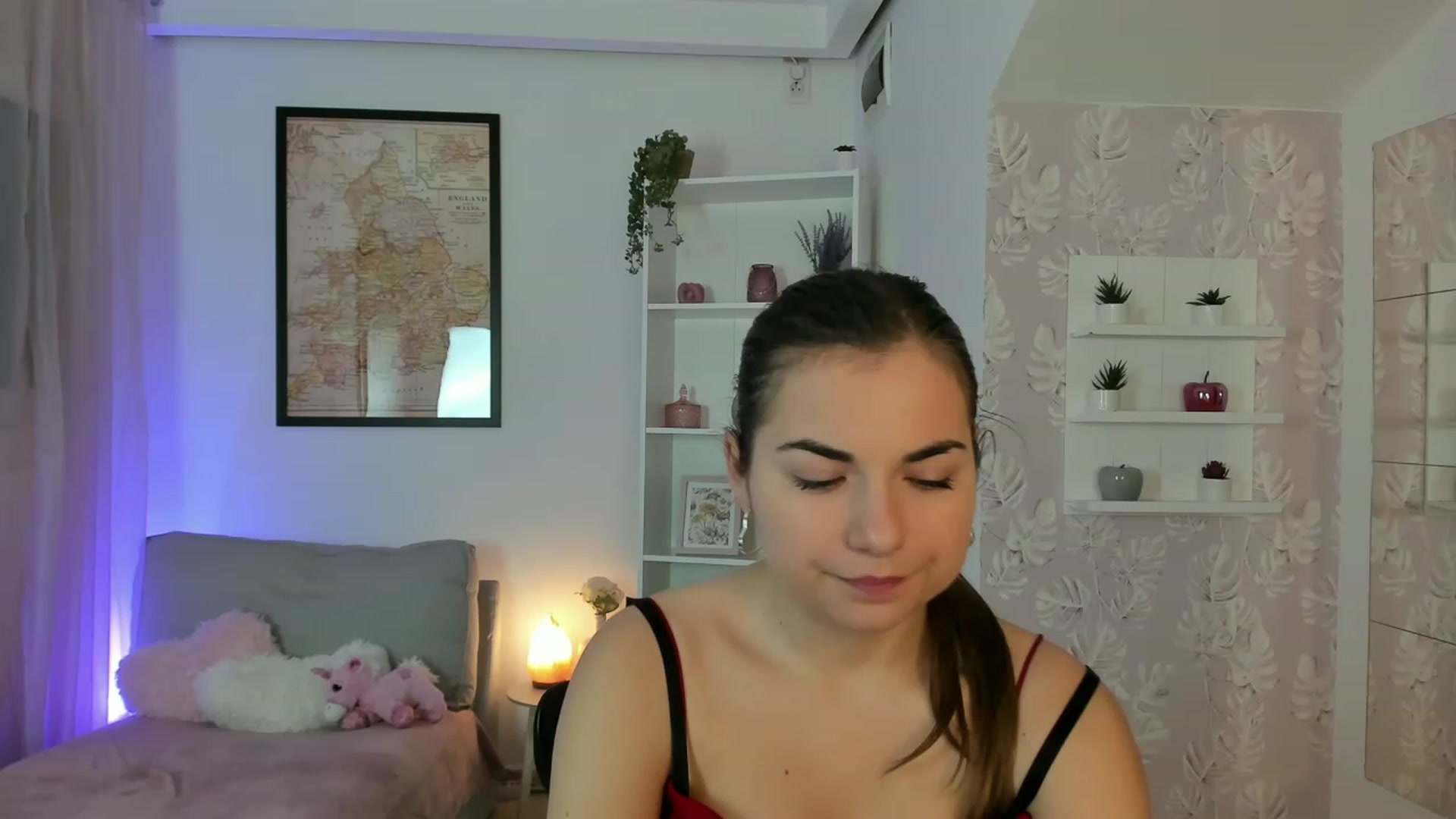Gallery image thumbnail from Ella_Nicee's myfreecams stream on, 12/05/2022, 10:01 image 8 of 20