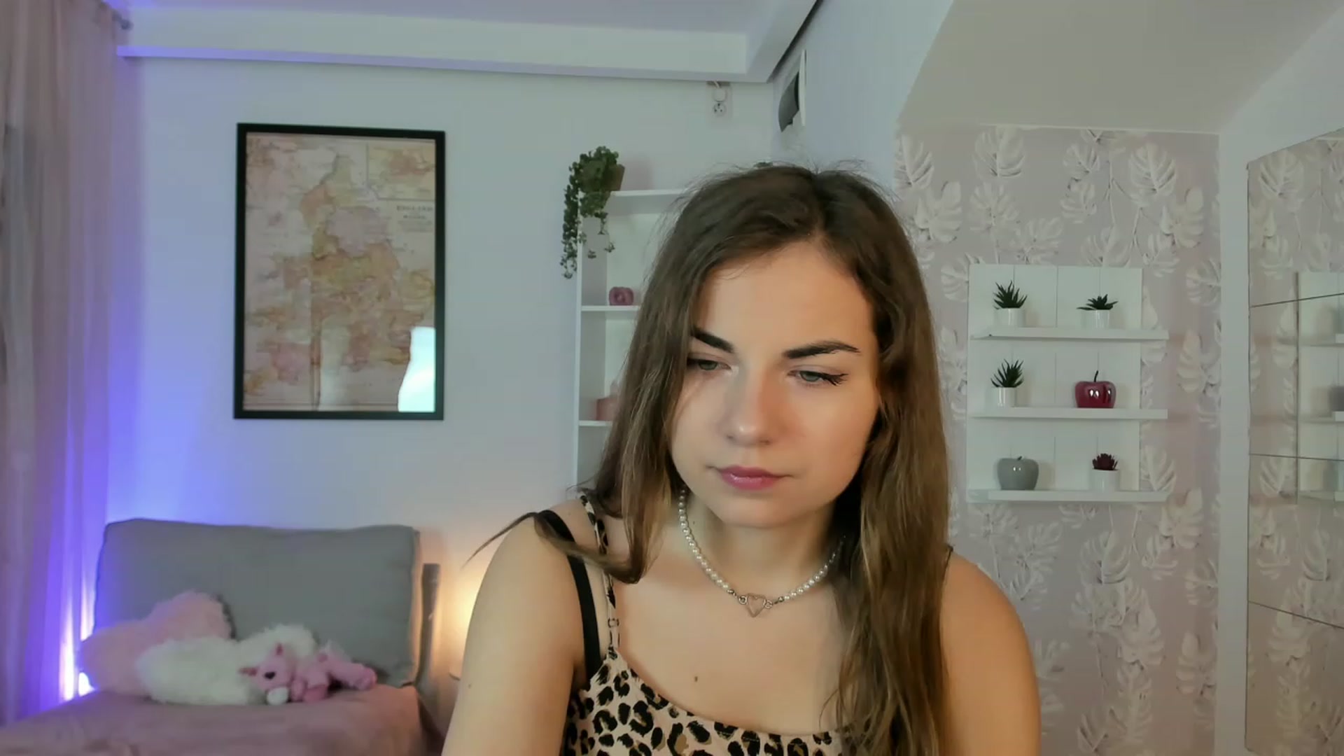 Gallery image thumbnail from Ella_Nicee's myfreecams stream on, 12/06/2022, 09:13 image 17 of 20