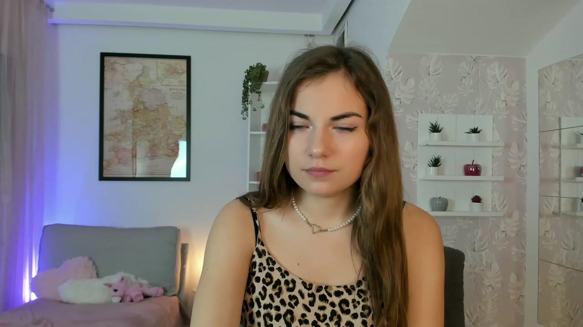 Gallery image thumbnail from Ella_Nicee's myfreecams stream on, 12/06/2022, 12:31 image 8 of 20