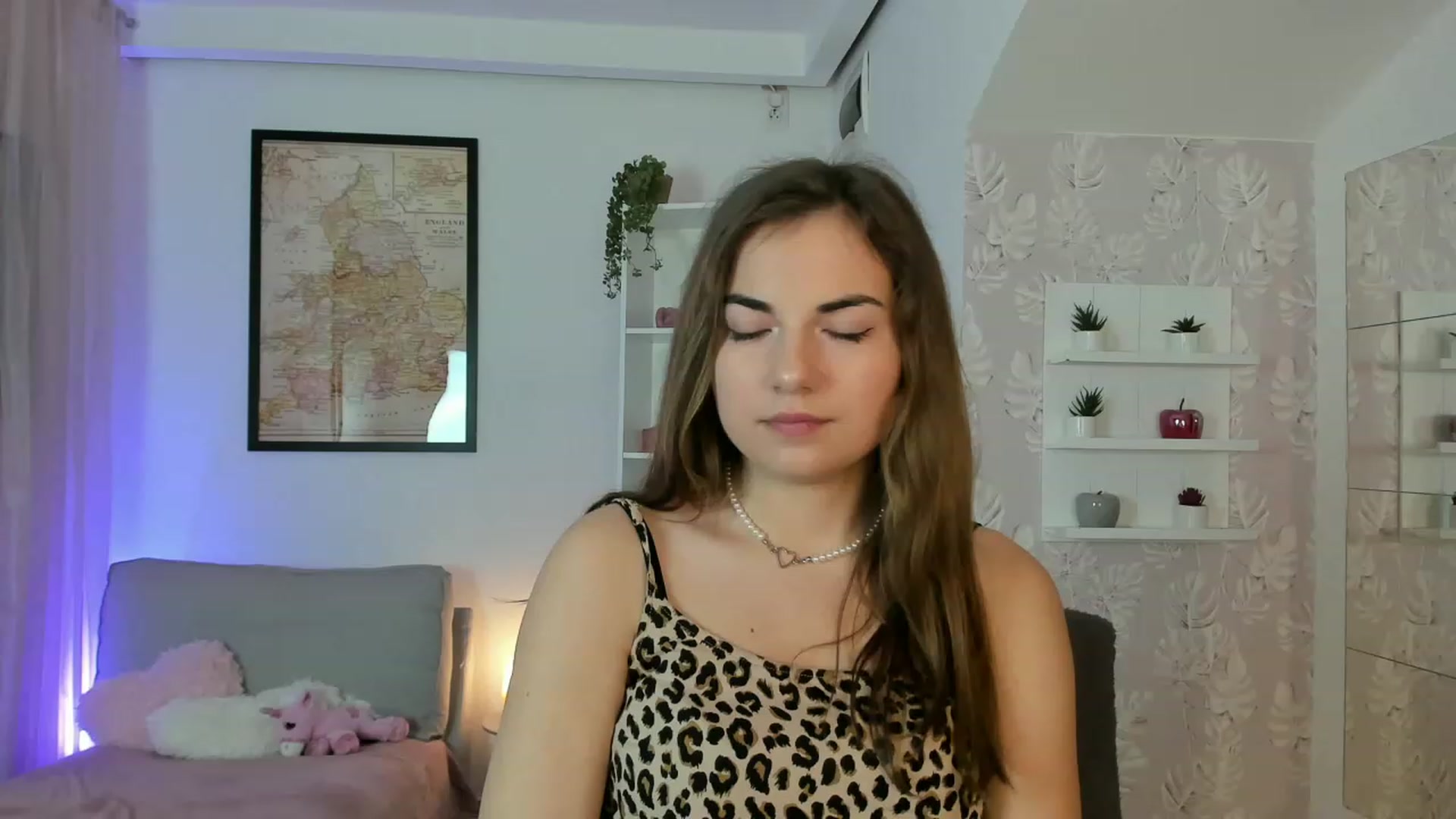 Gallery image thumbnail from Ella_Nicee's myfreecams stream on, 12/06/2022, 12:31 image 5 of 20