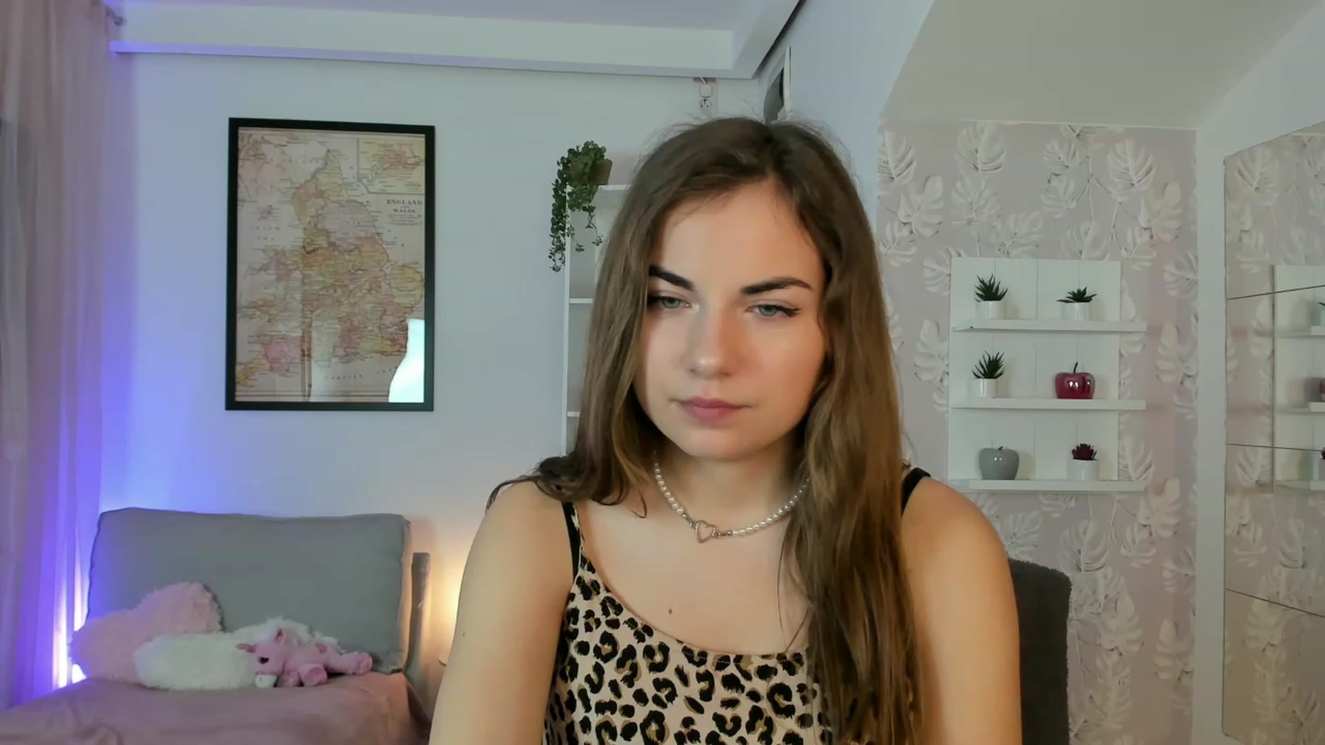 Gallery image thumbnail from Ella_Nicee's myfreecams stream on, 12/06/2022, 12:31 image 10 of 20