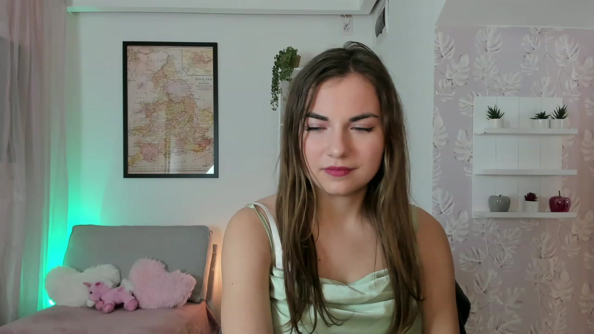 Gallery image thumbnail from Ella_Nicee's myfreecams stream on, 12/21/2022, 11:17 image 13 of 20
