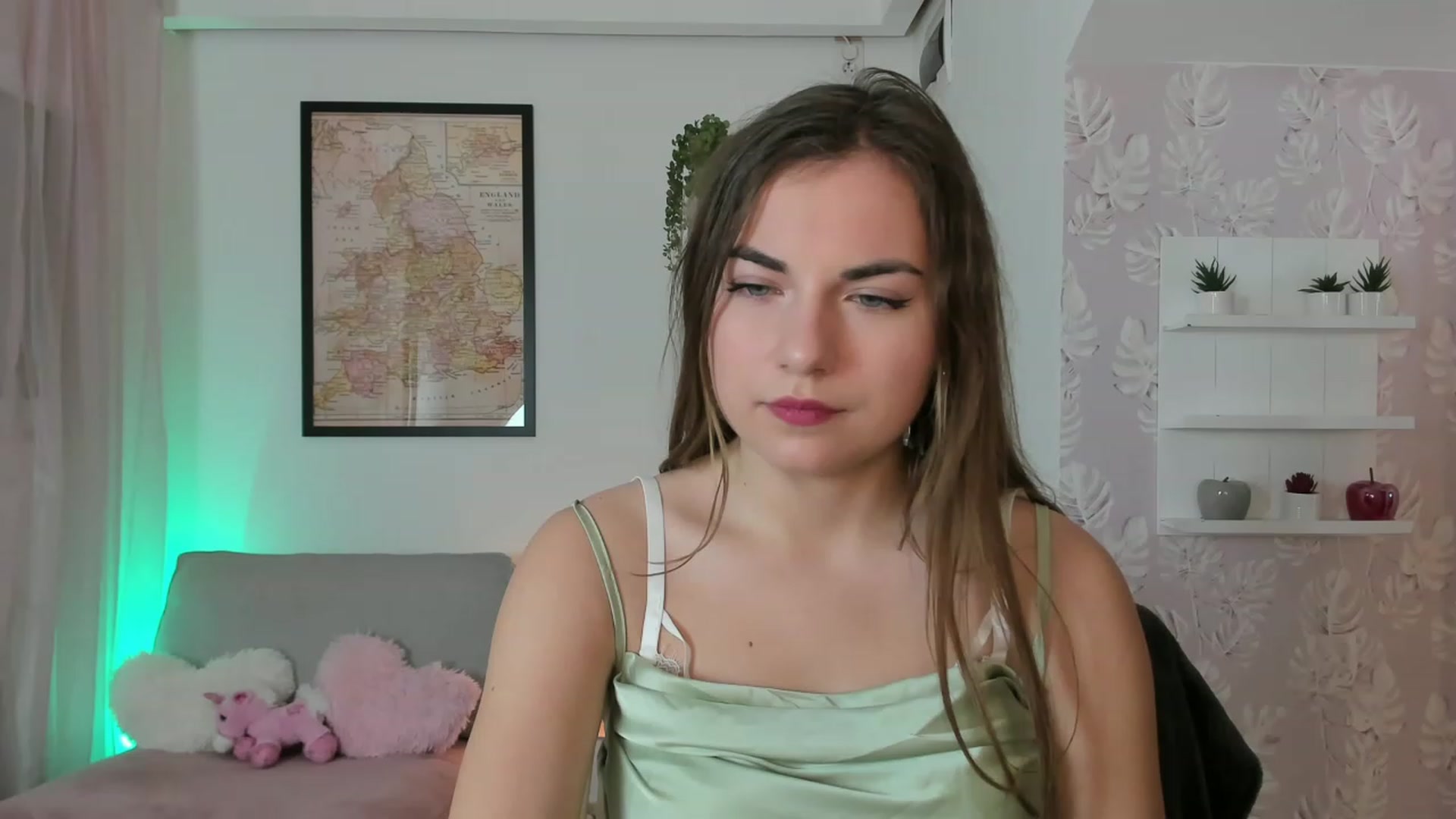 Gallery image thumbnail from Ella_Nicee's myfreecams stream on, 12/21/2022, 11:17 image 19 of 20