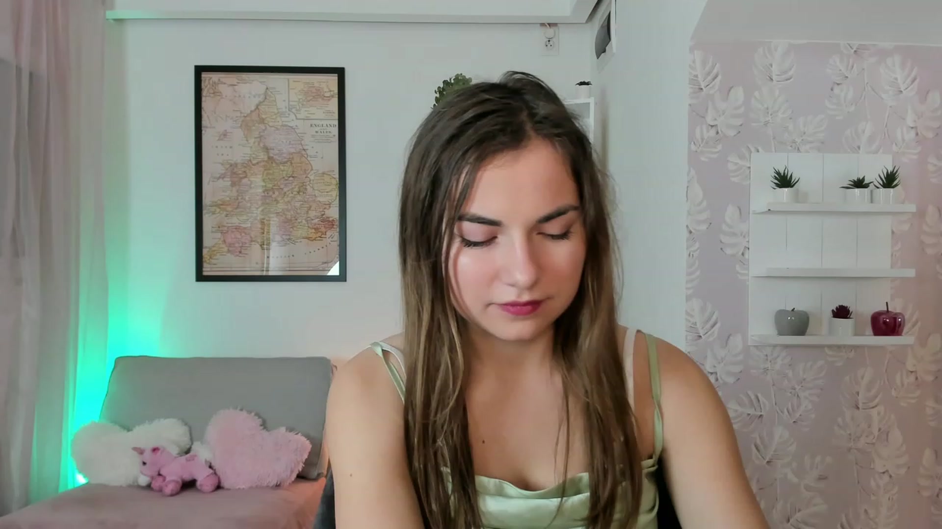 Gallery image thumbnail from Ella_Nicee's myfreecams stream on, 12/21/2022, 11:17 image 7 of 20