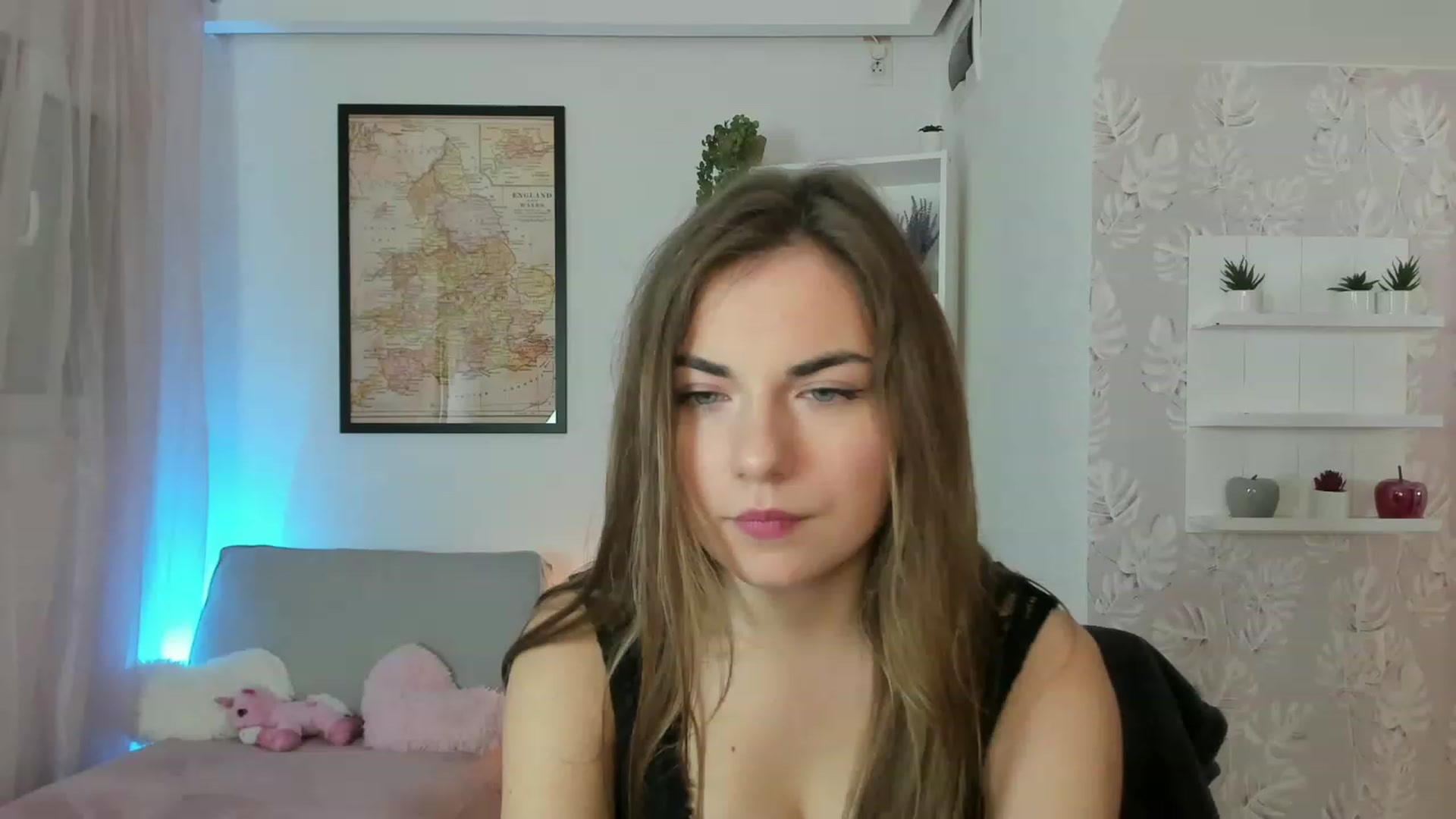 Gallery image thumbnail from Ella_Nicee's myfreecams stream on, 12/22/2022, 12:32 image 16 of 20