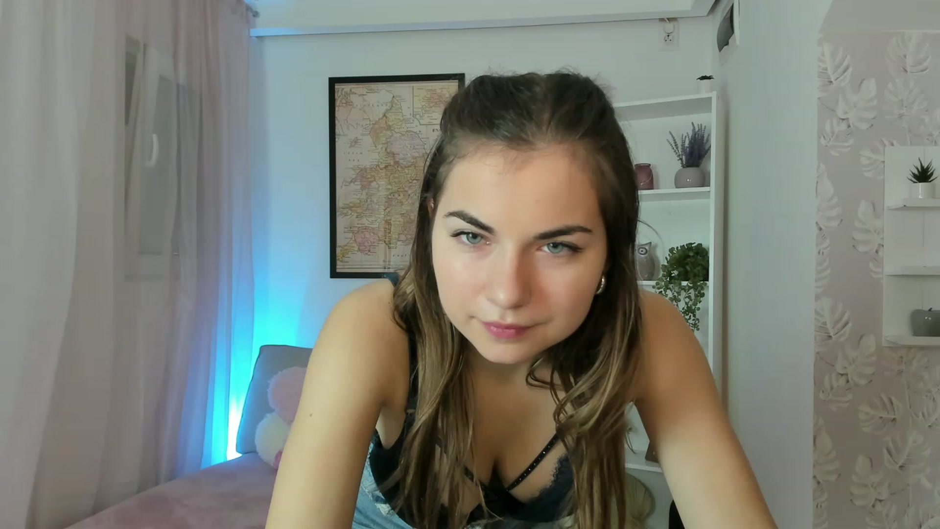 Gallery image thumbnail from Ella_Nicee's myfreecams stream on, 12/28/2022, 11:33 image 8 of 20