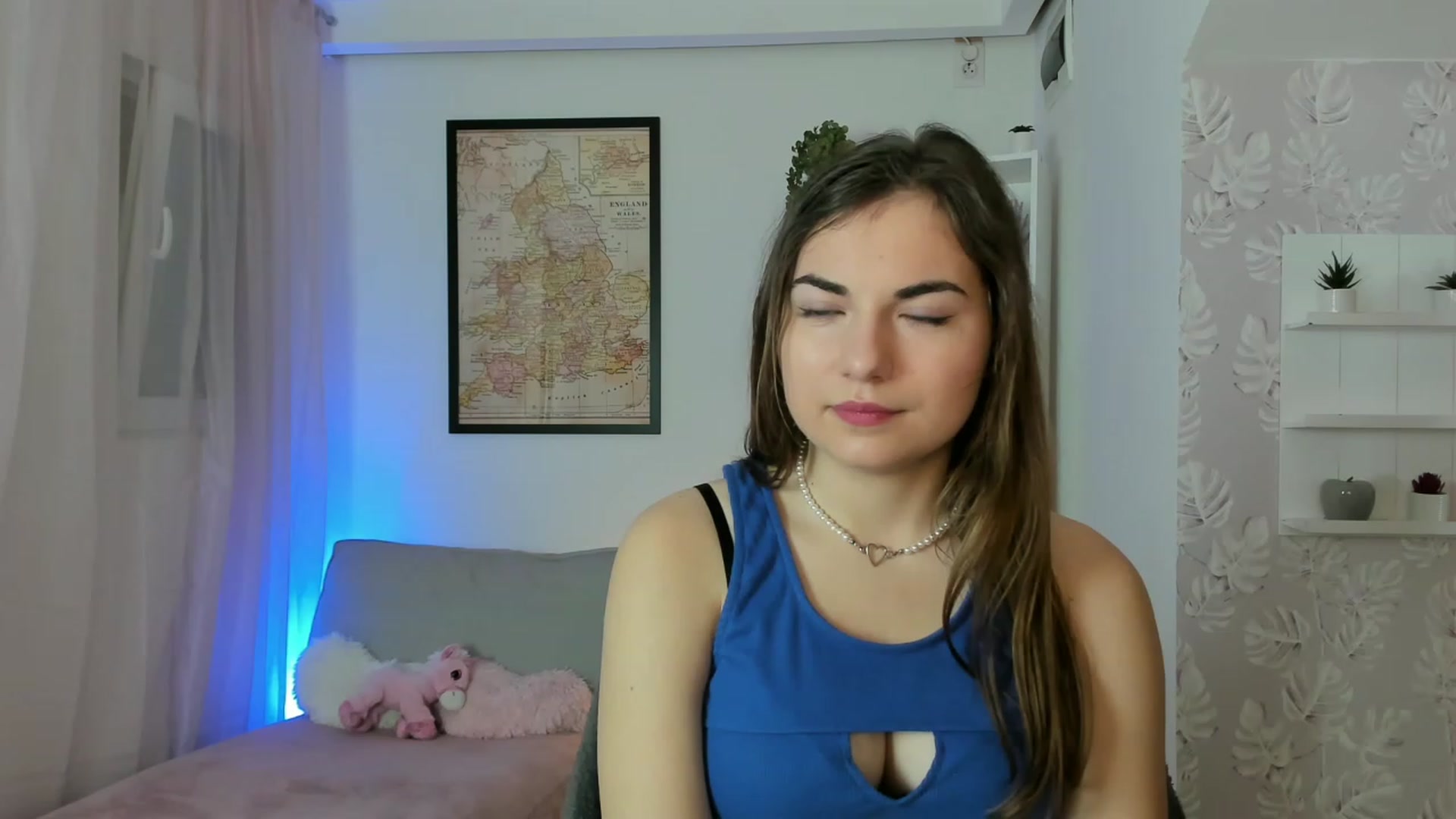 Gallery image thumbnail from Ella_Nicee's myfreecams stream on, 01/02/2023, 10:57 image 20 of 20