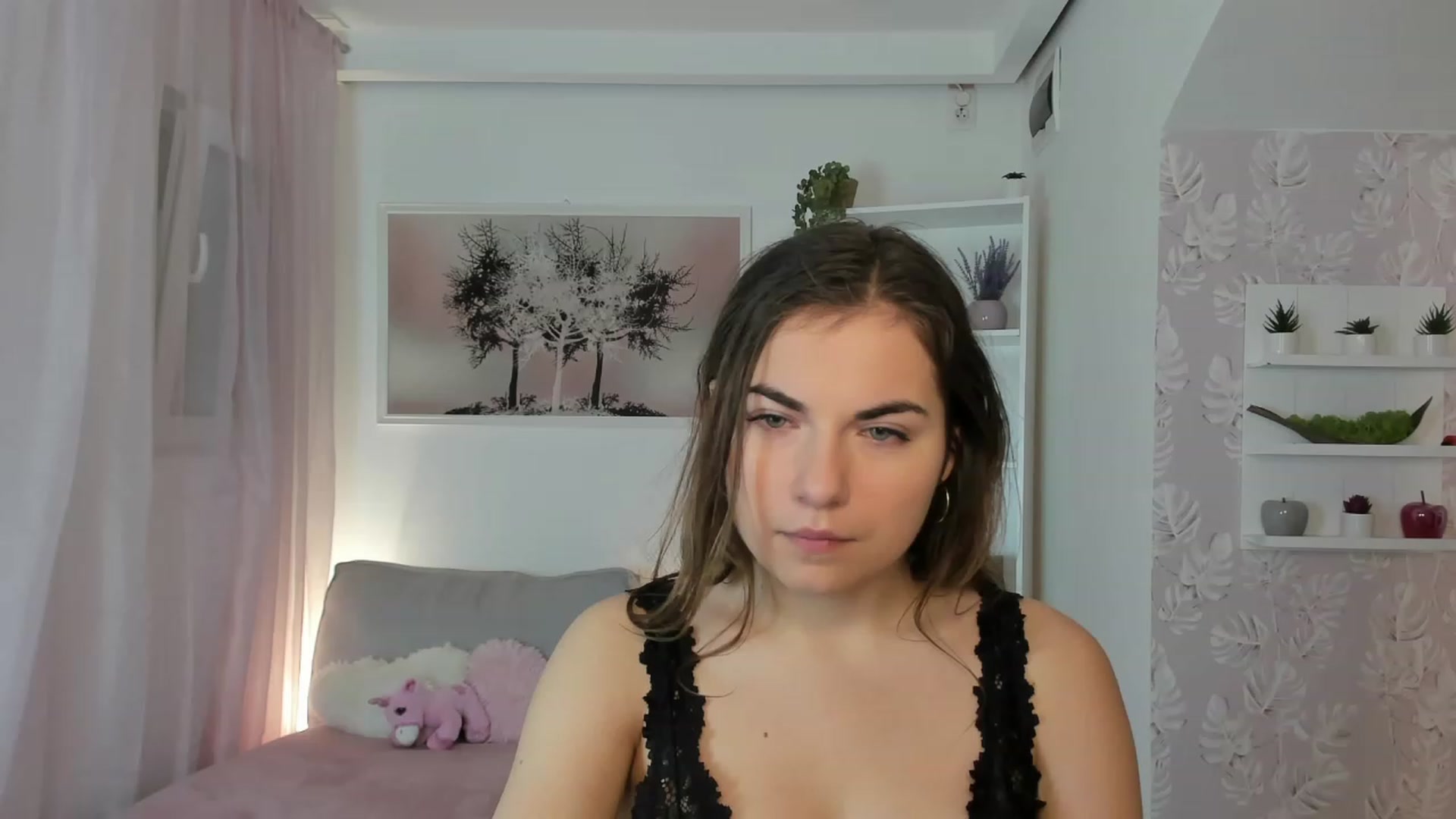Gallery image thumbnail from Ella_Nicee's myfreecams stream on, 02/01/2023, 10:44 image 15 of 20