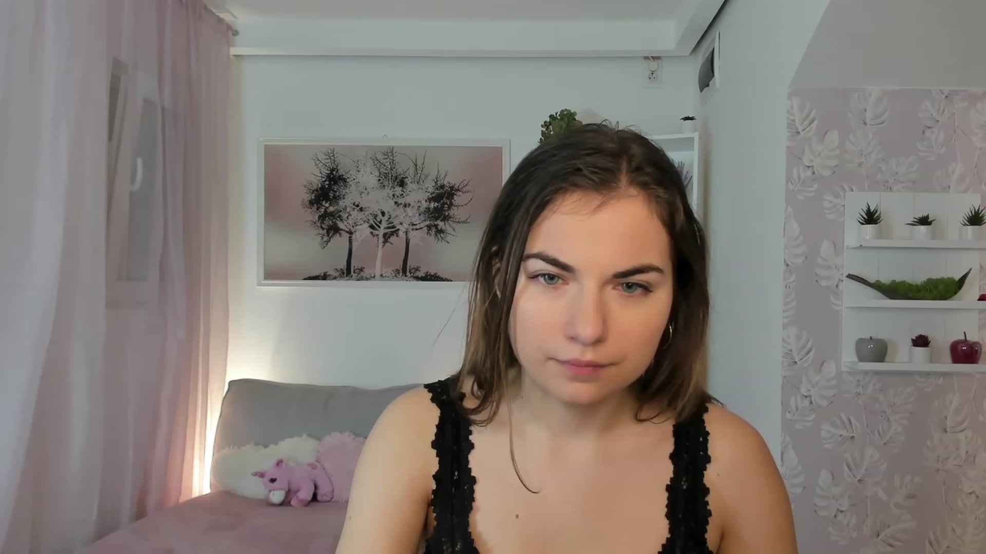 Gallery image thumbnail from Ella_Nicee's myfreecams stream on, 02/01/2023, 12:47 image 12 of 20